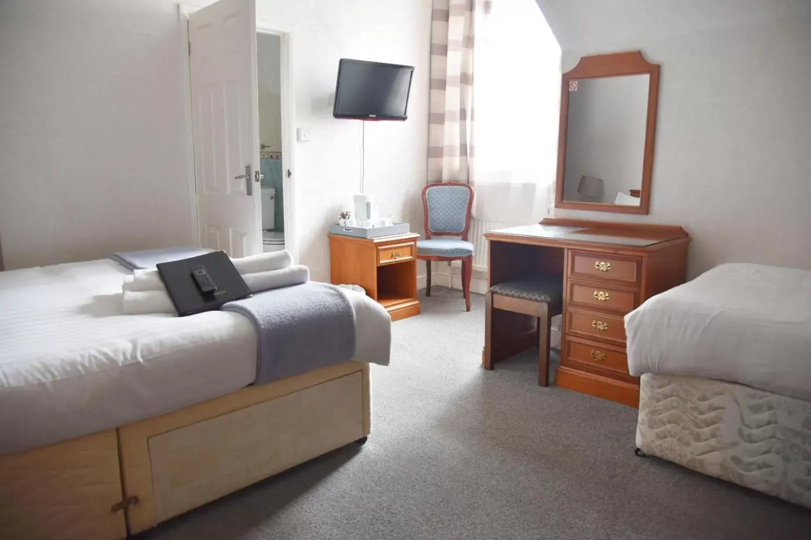 Property building in Crystal Hotel & Savour Property building in Crystal Hotel & Savour