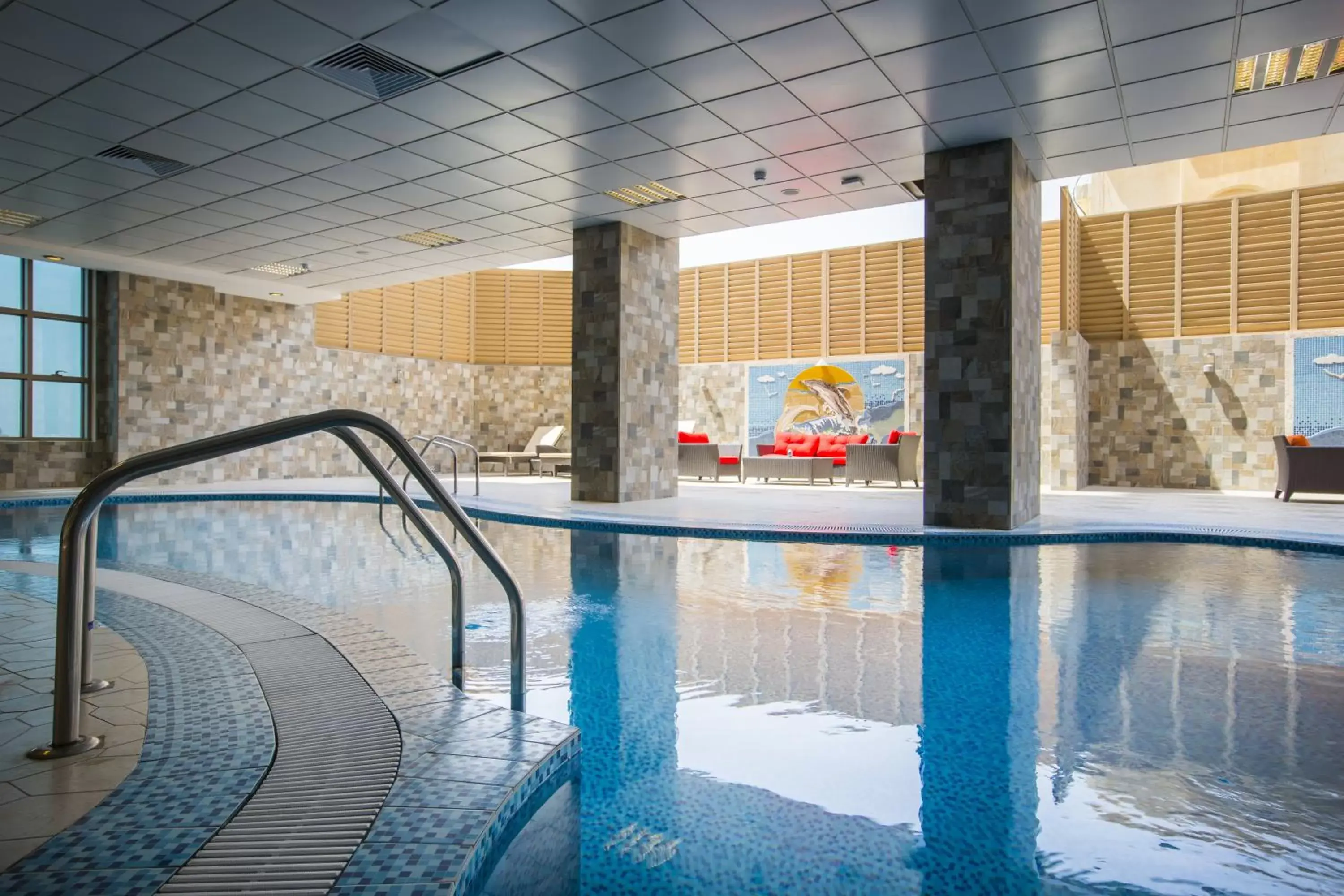 Swimming pool in Radisson Blu Plaza Jeddah Swimming pool in Radisson Blu Plaza Jeddah