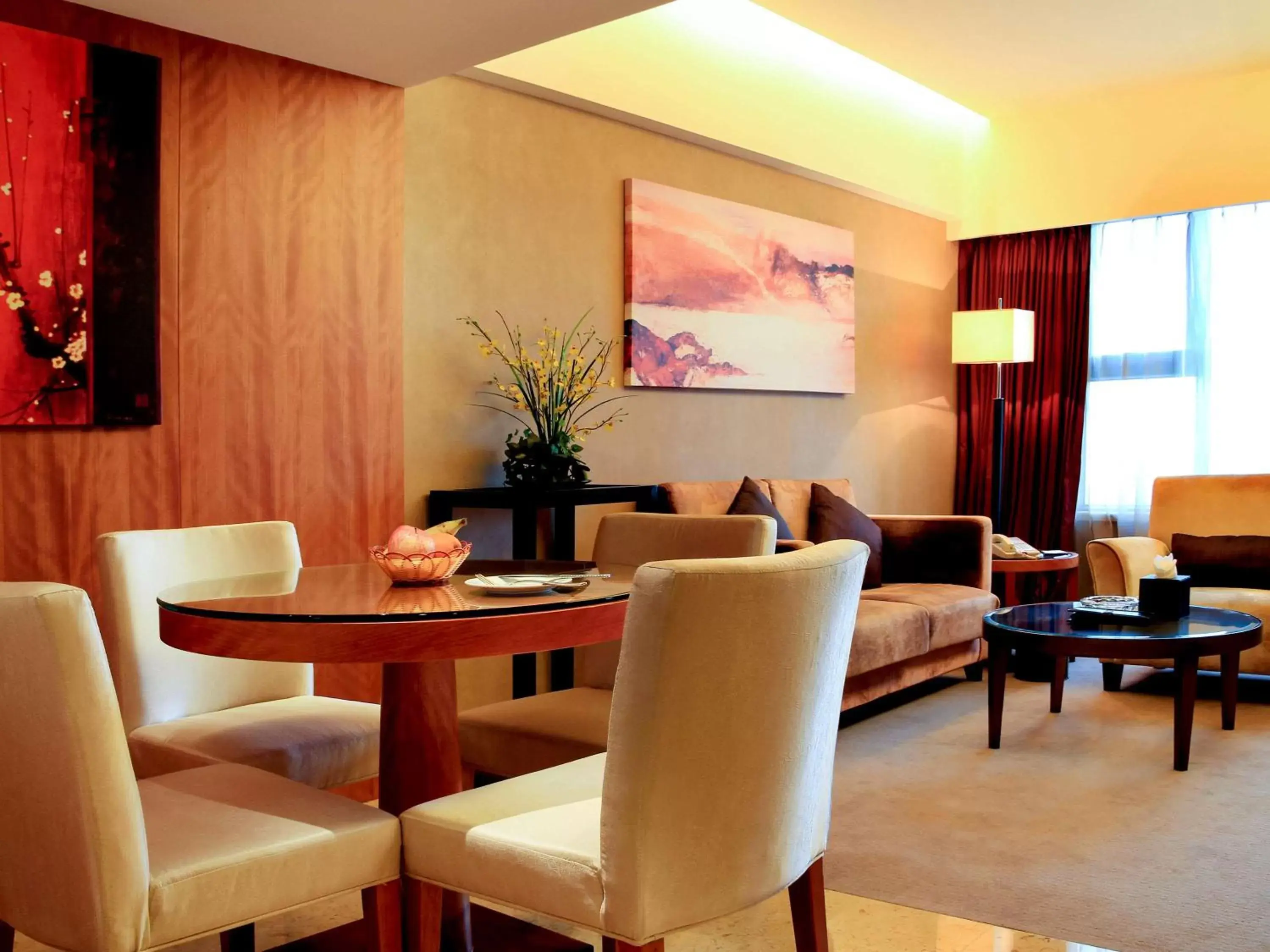 Photo of the whole room in Grand Mercure Dongguan Humen