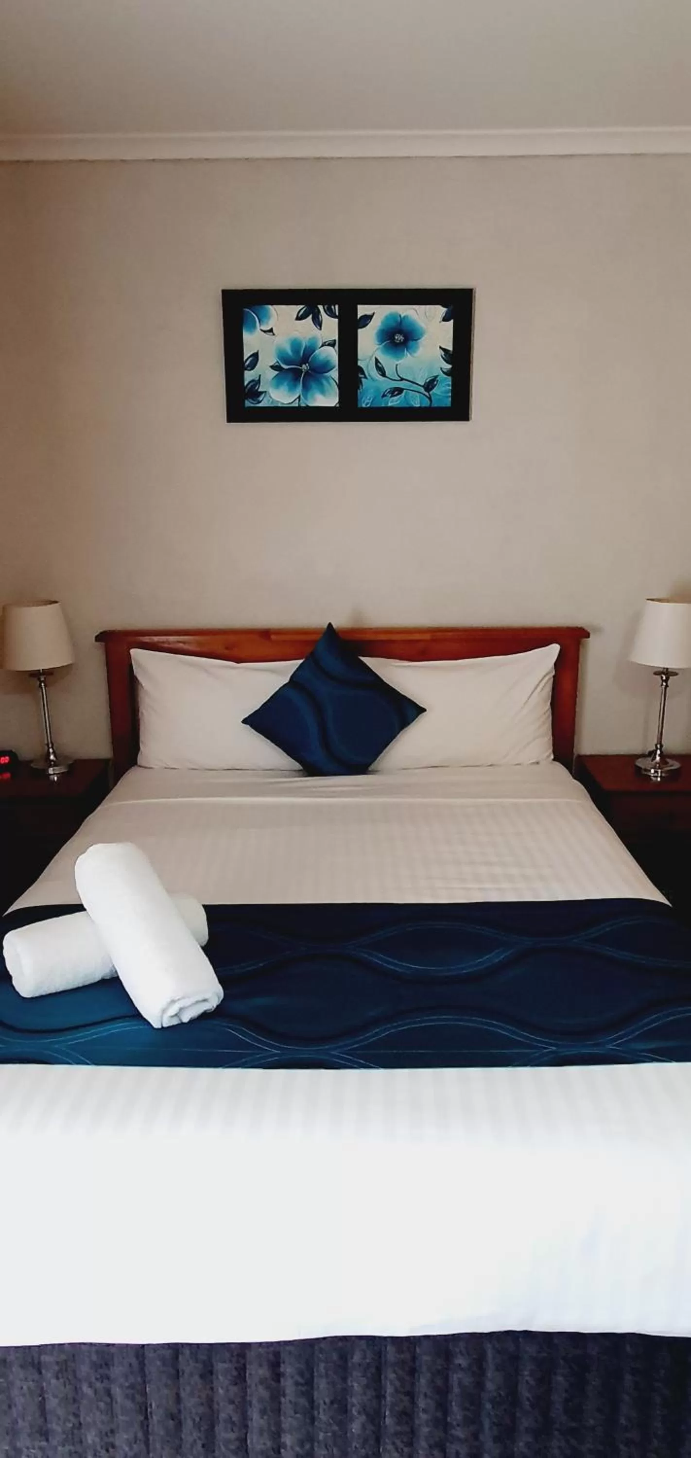 Bed in Centrepoint Motel Deniliquin