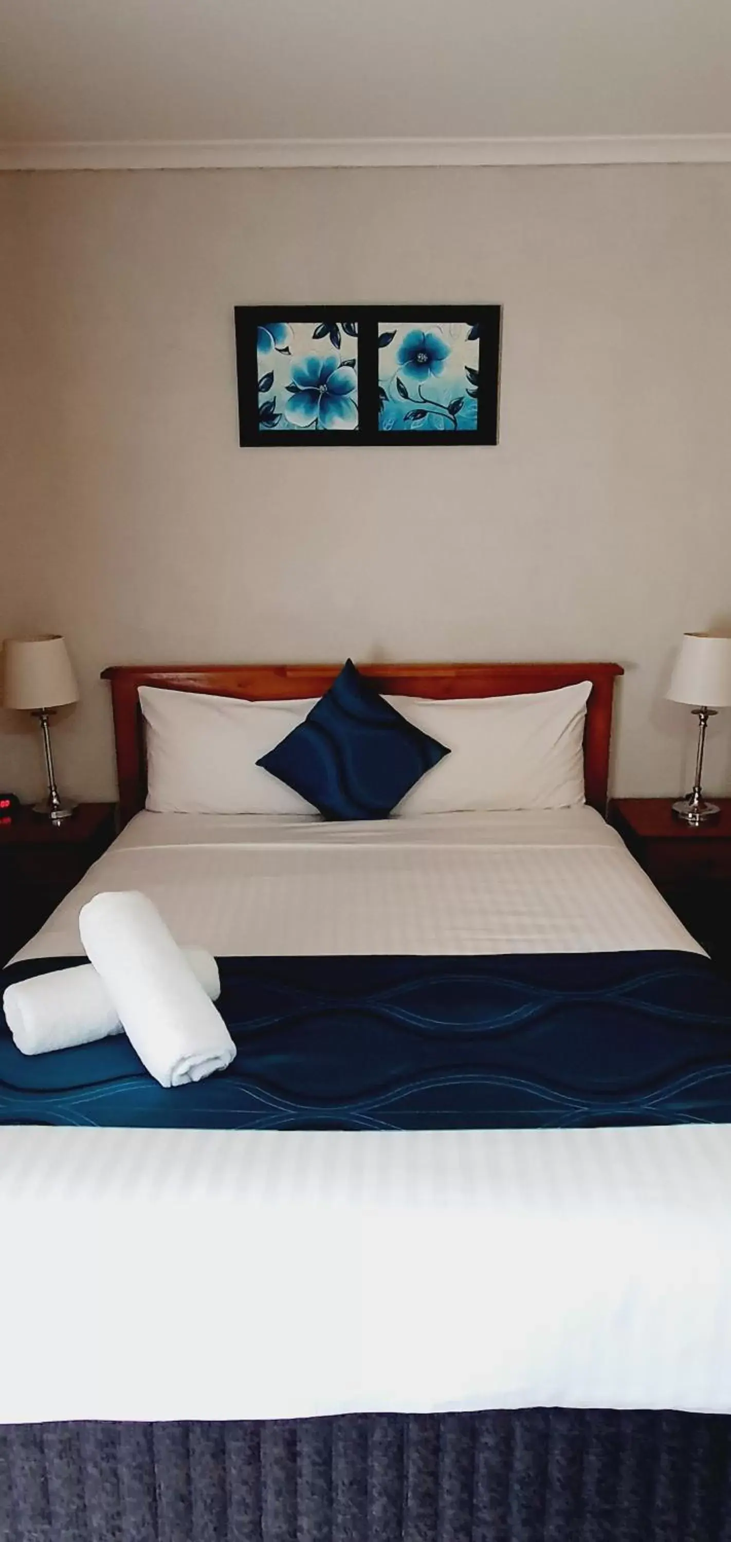 Bed in Centrepoint Motel Deniliquin Bed in Centrepoint Motel Deniliquin