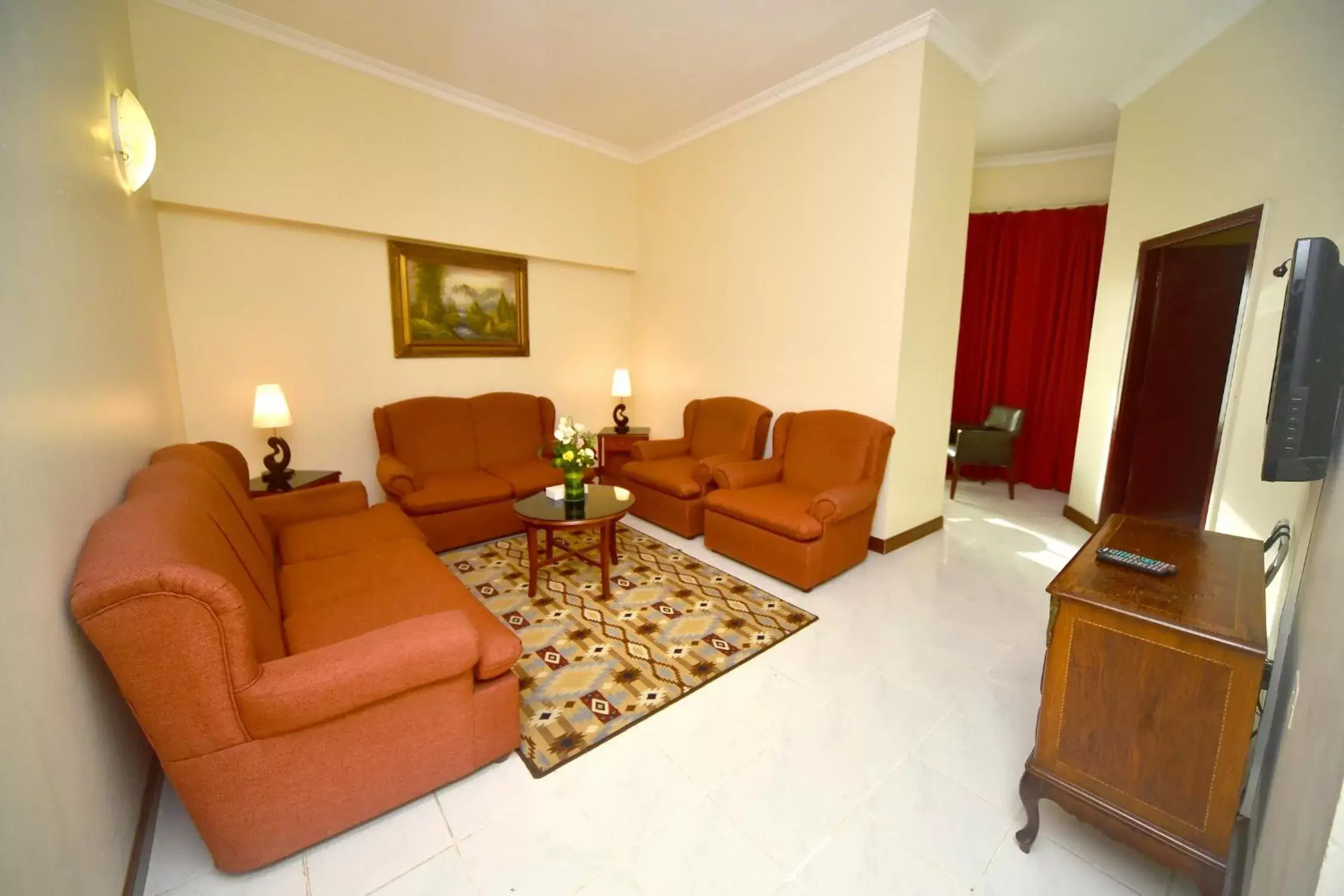 Living room, Seating Area in Nejoum Al Emarat