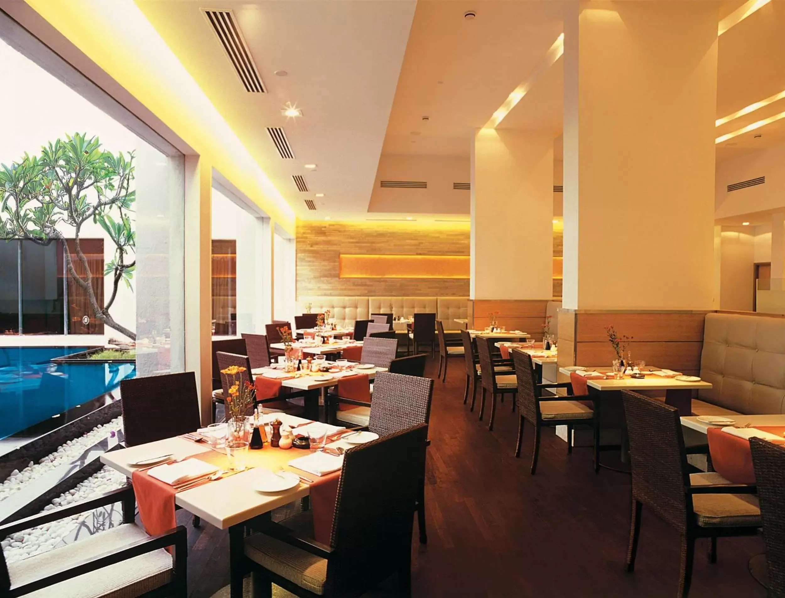 Restaurant/places to eat in Trident Chennai Restaurant/places to eat in Trident Chennai