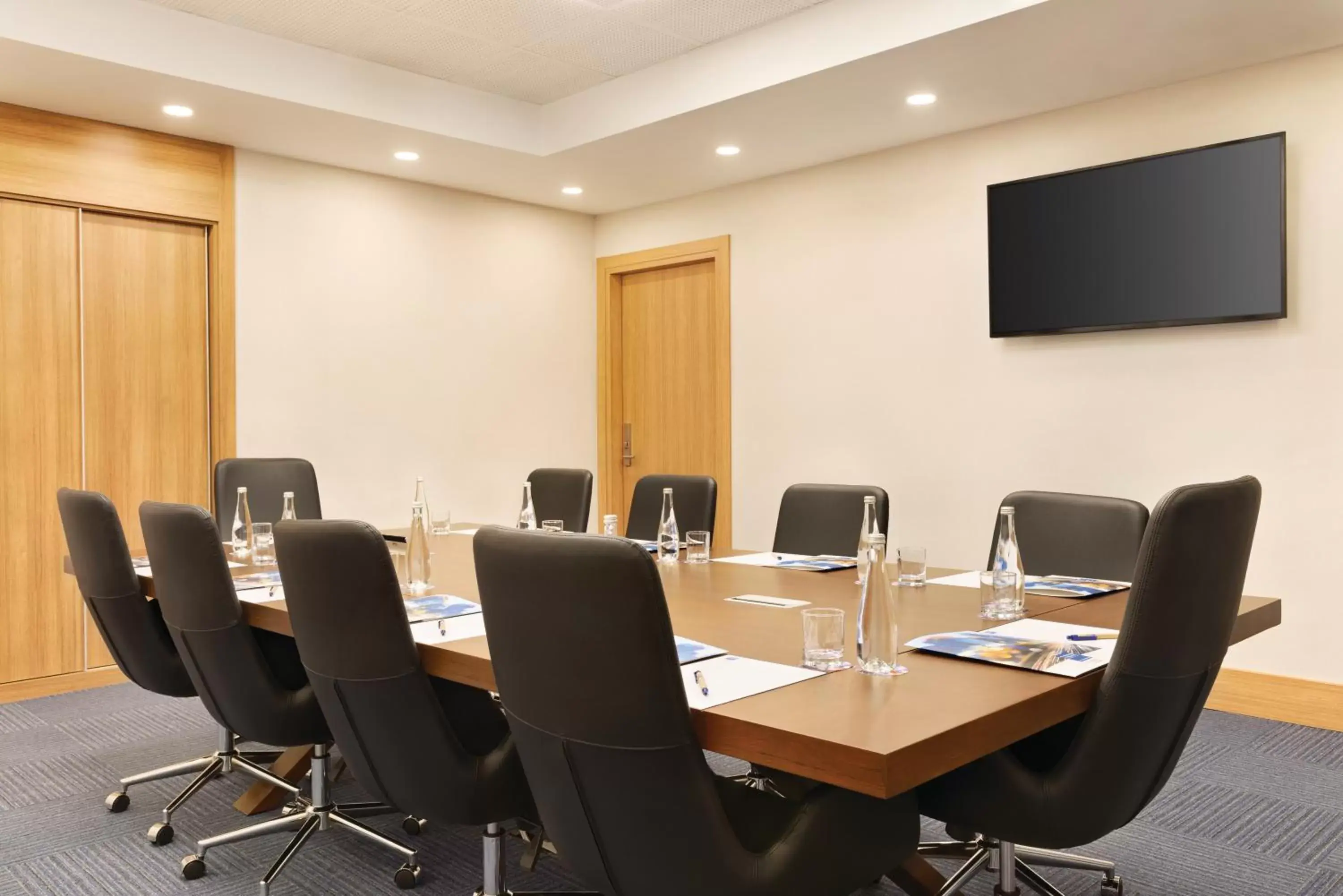 Meeting/conference room in Tryp by Wyndham Istanbul Atasehir