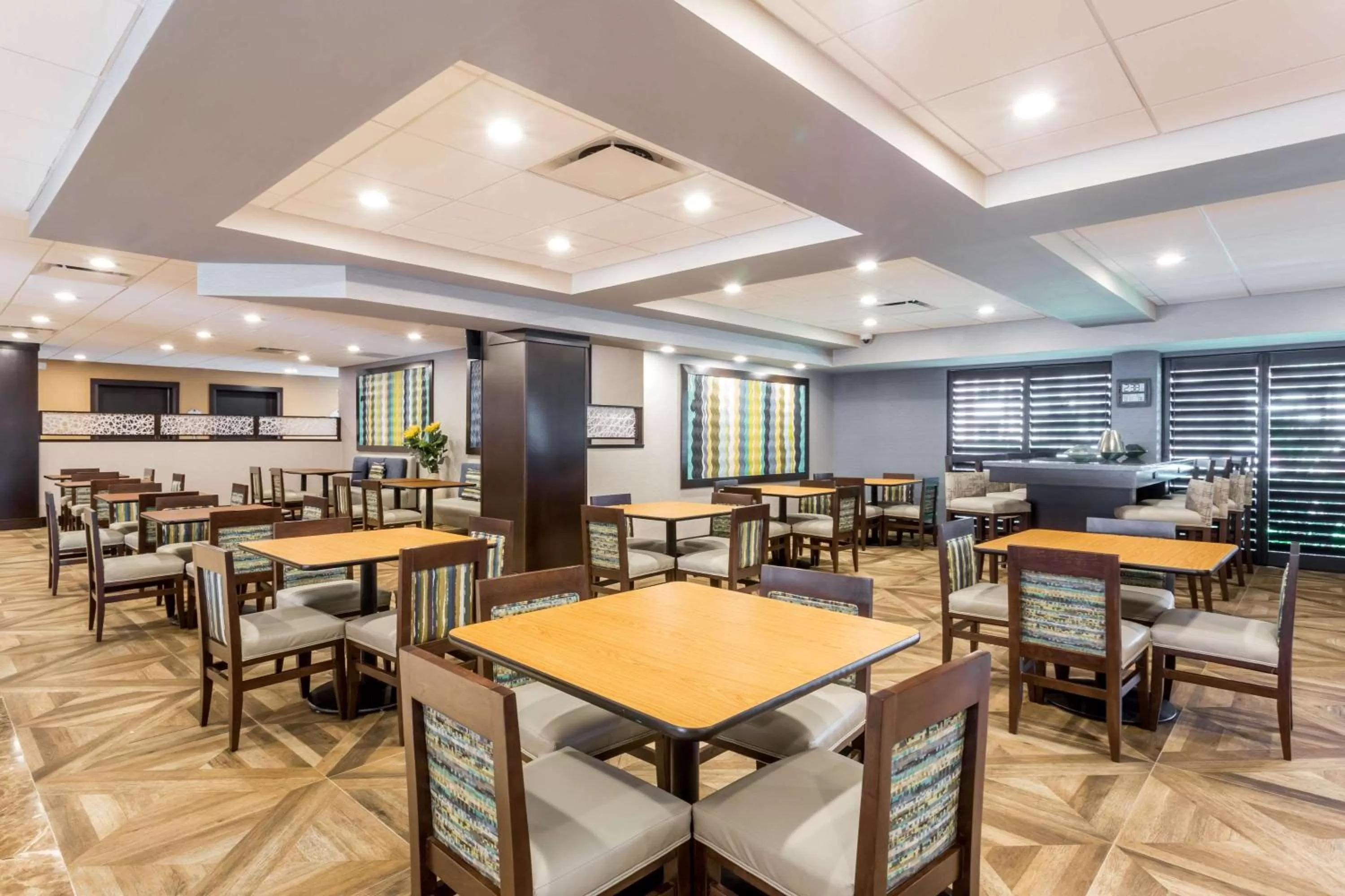 Lobby or reception in Wingate by Wyndham, Universal Studios - Free Theme Park Shuttle