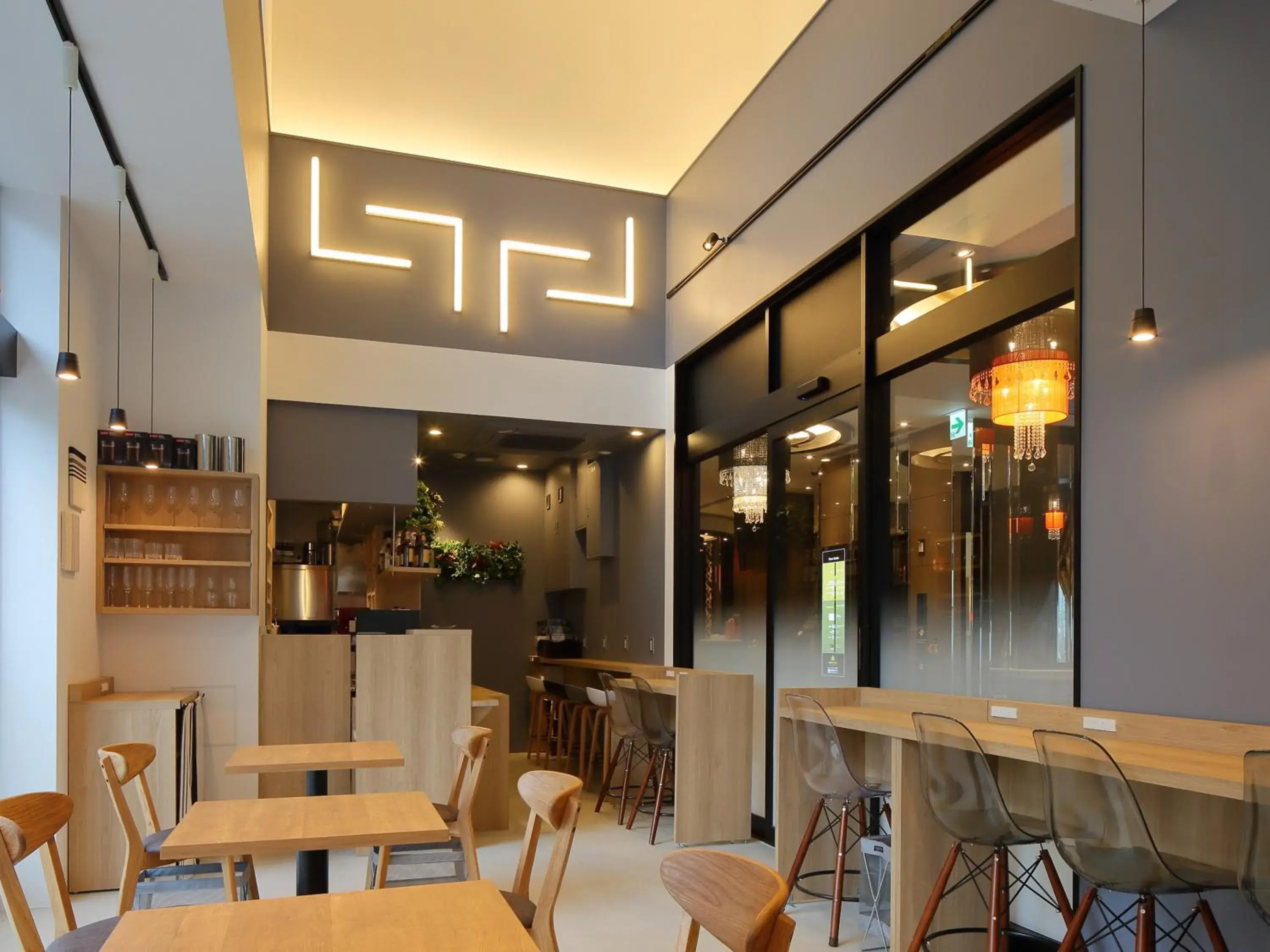 Restaurant/places to eat in APA Hotel Shin Osaka Ekiminami Restaurant/places to eat in APA Hotel Shin Osaka Ekiminami