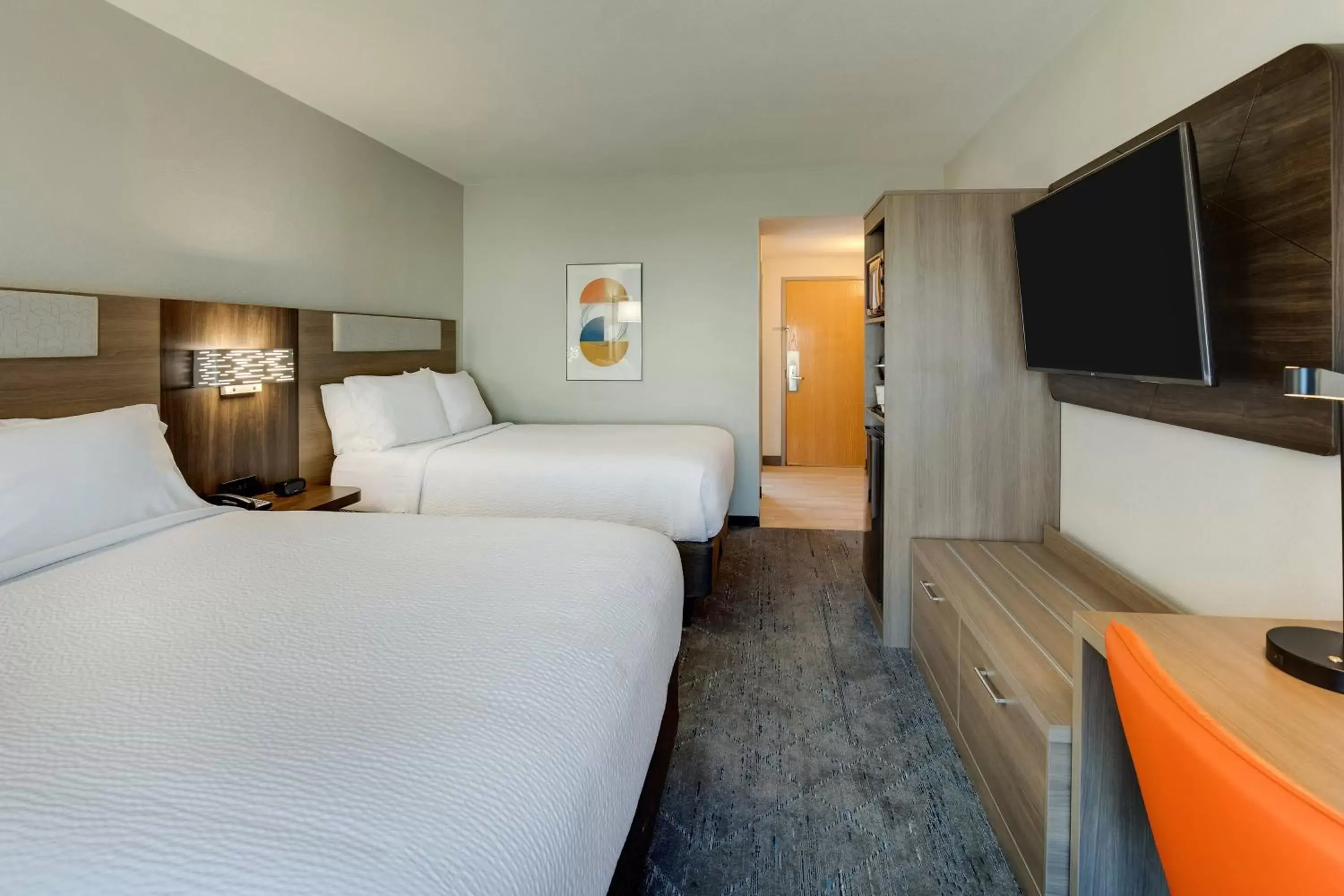 Photo of the whole room, Bed in Holiday Inn Express I-95 Capitol Beltway - Largo, an IHG Hotel