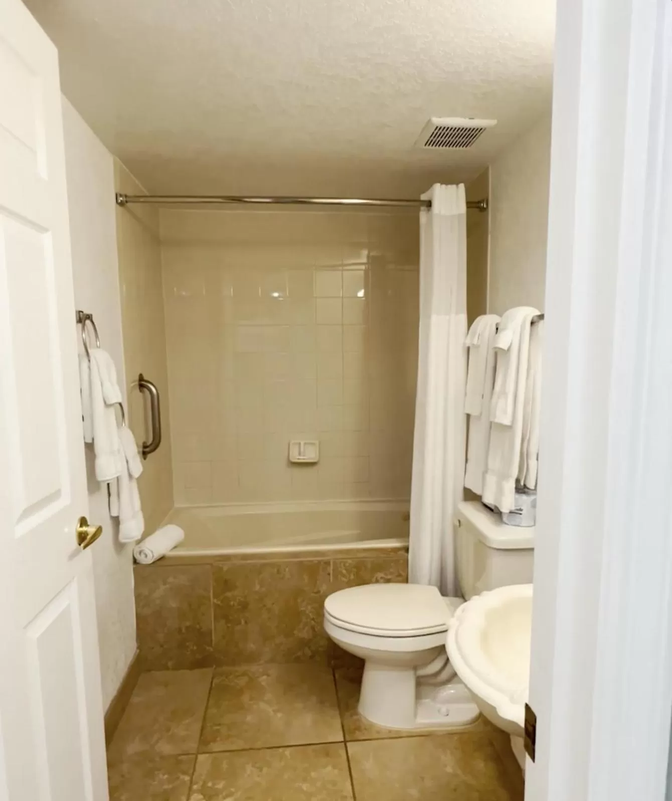 Shower in Star Island Resort and Club - Near Disney