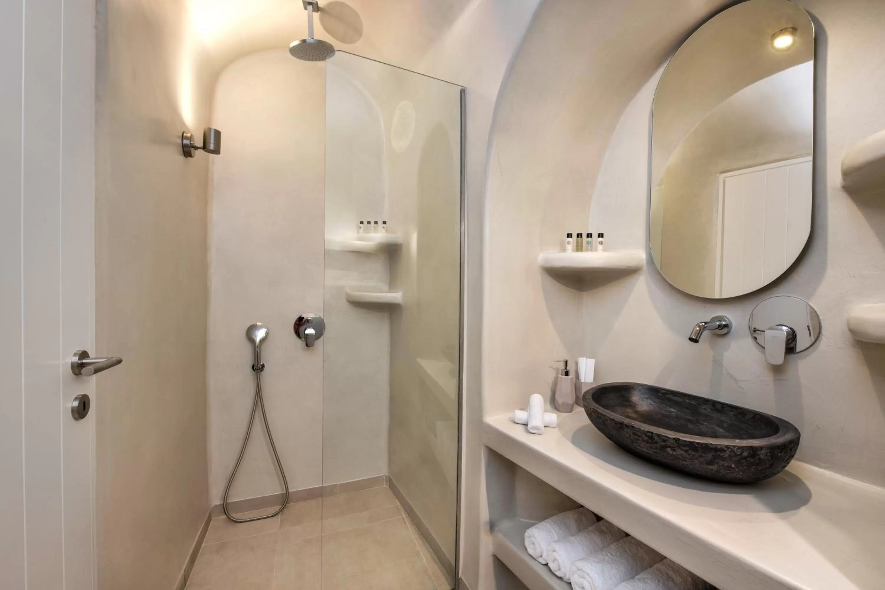 Bathroom in Hill Suites