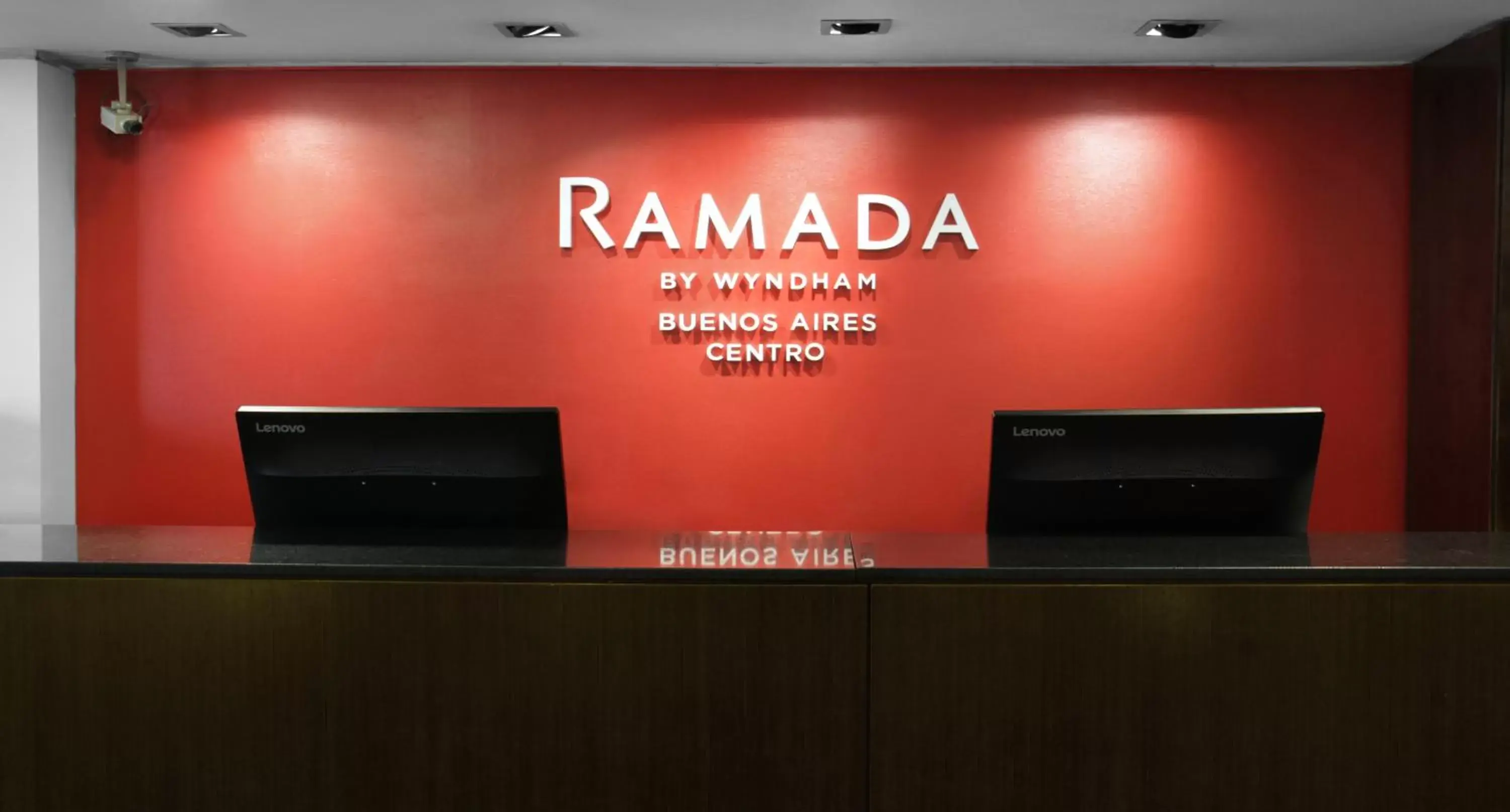 Lobby or reception in Ramada by Wyndham Buenos Aires Centro