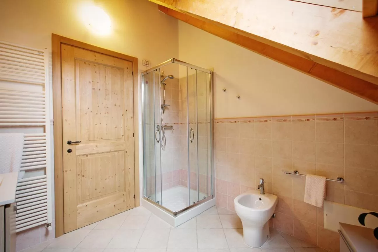 Bathroom in Albergo Diffuso Tolmezzo