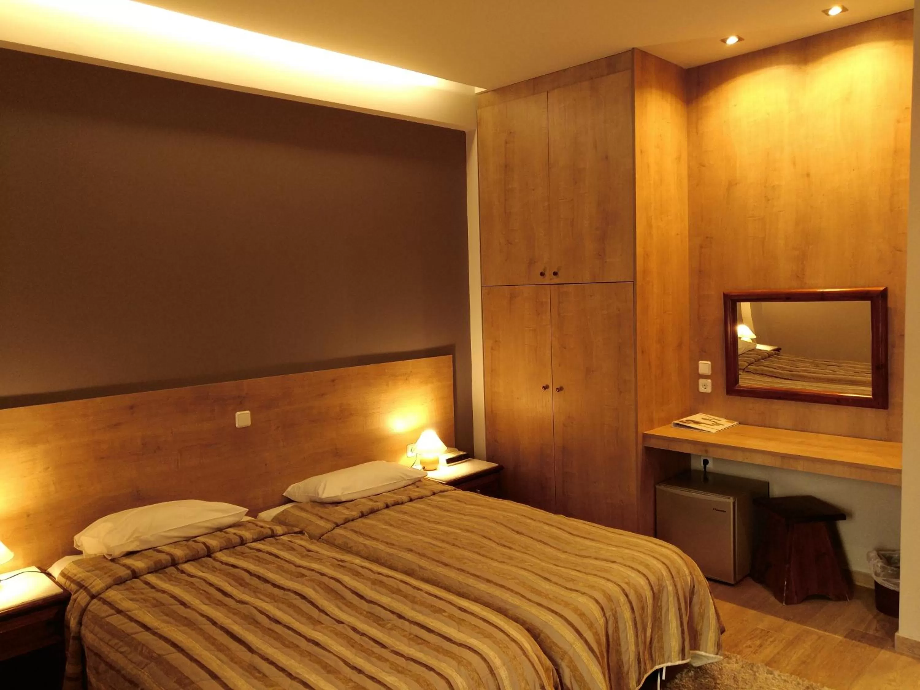 Photo of the whole room, Bed in Anemolia Mountain Resort