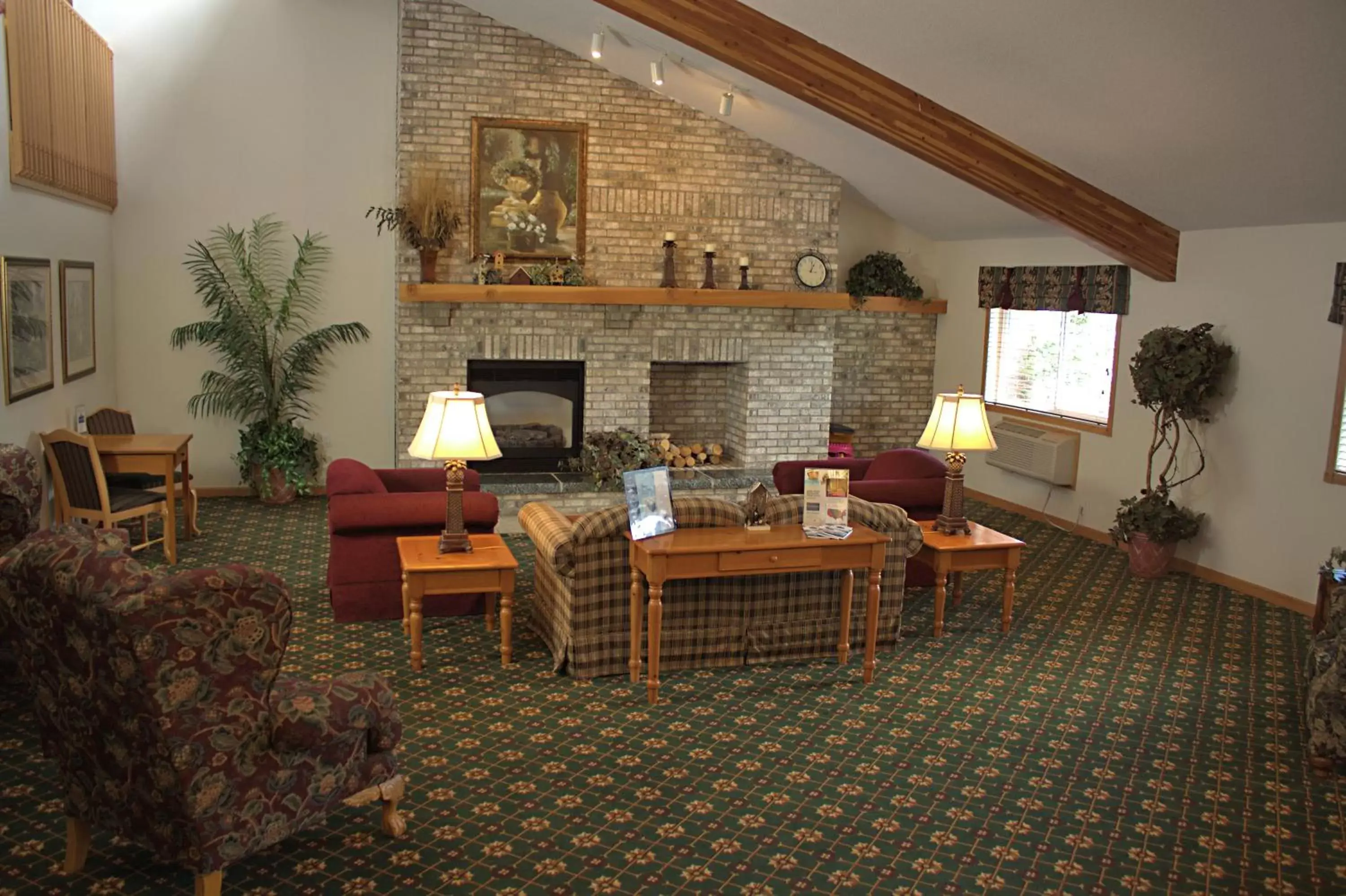 Lobby or reception, Seating Area in America's Best Inn - Annandale