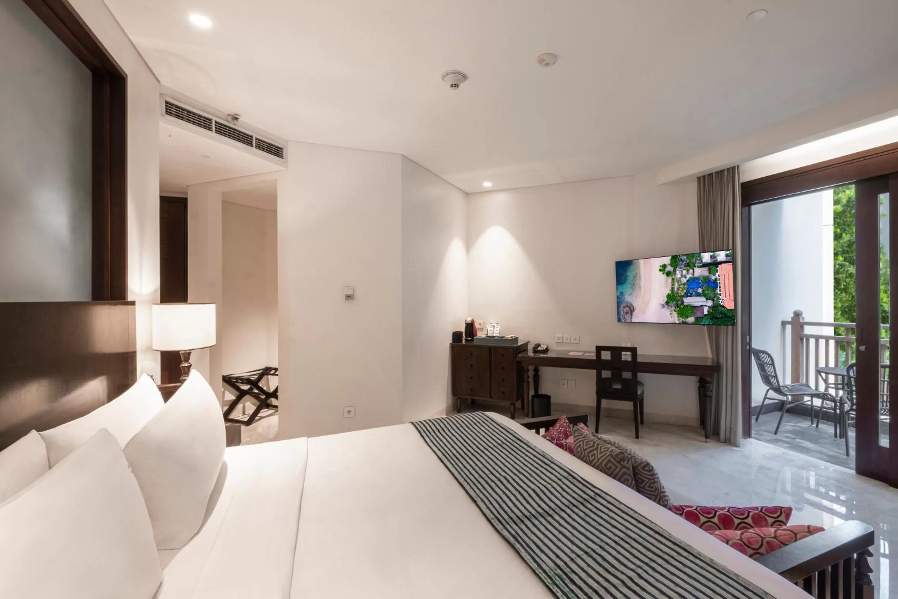 Bedroom, Bed in Holiday Inn Resort Bali Nusa Dua by IHG