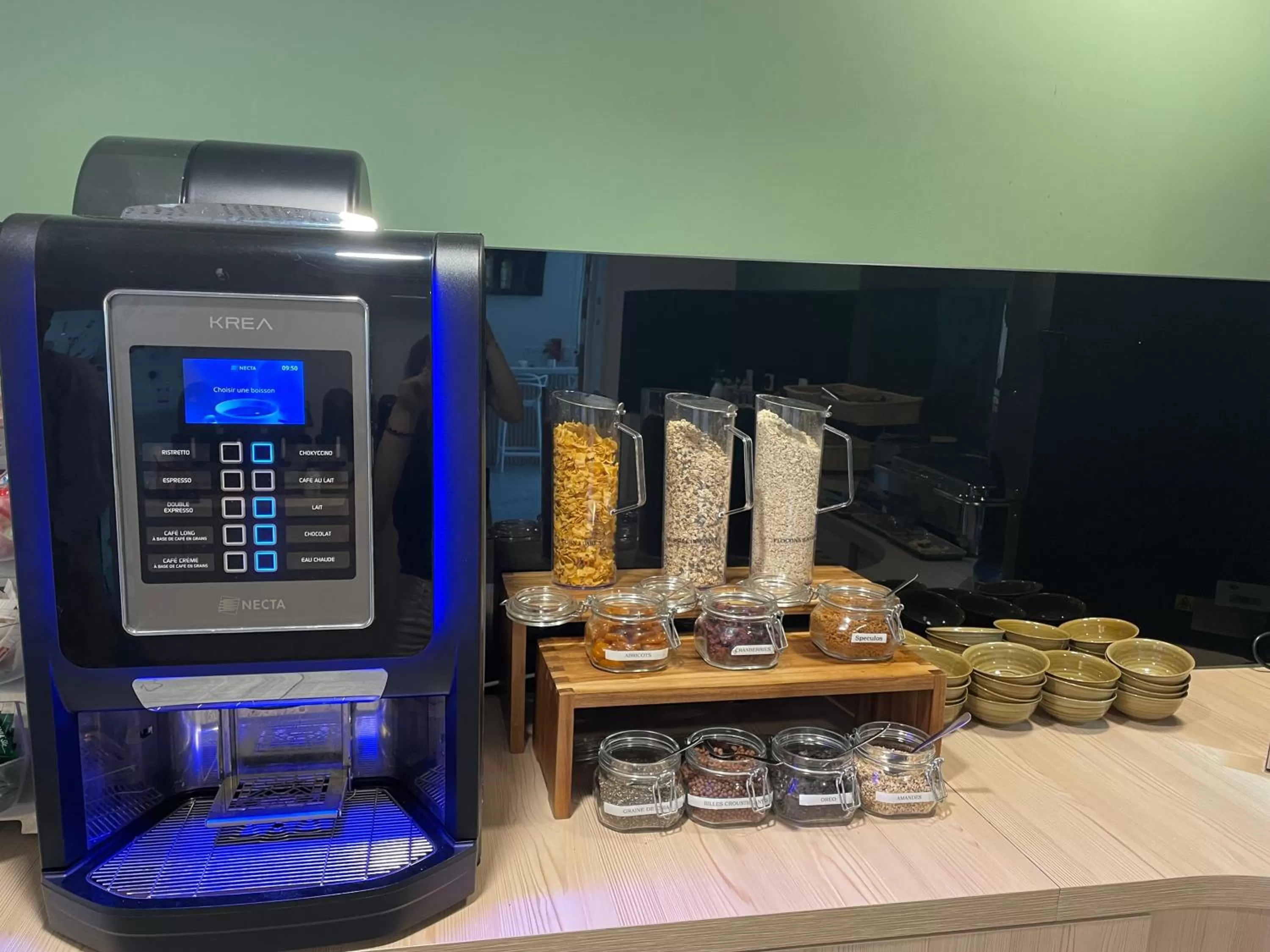 Breakfast in The Originals Boutique Hôtel Amiens Sud