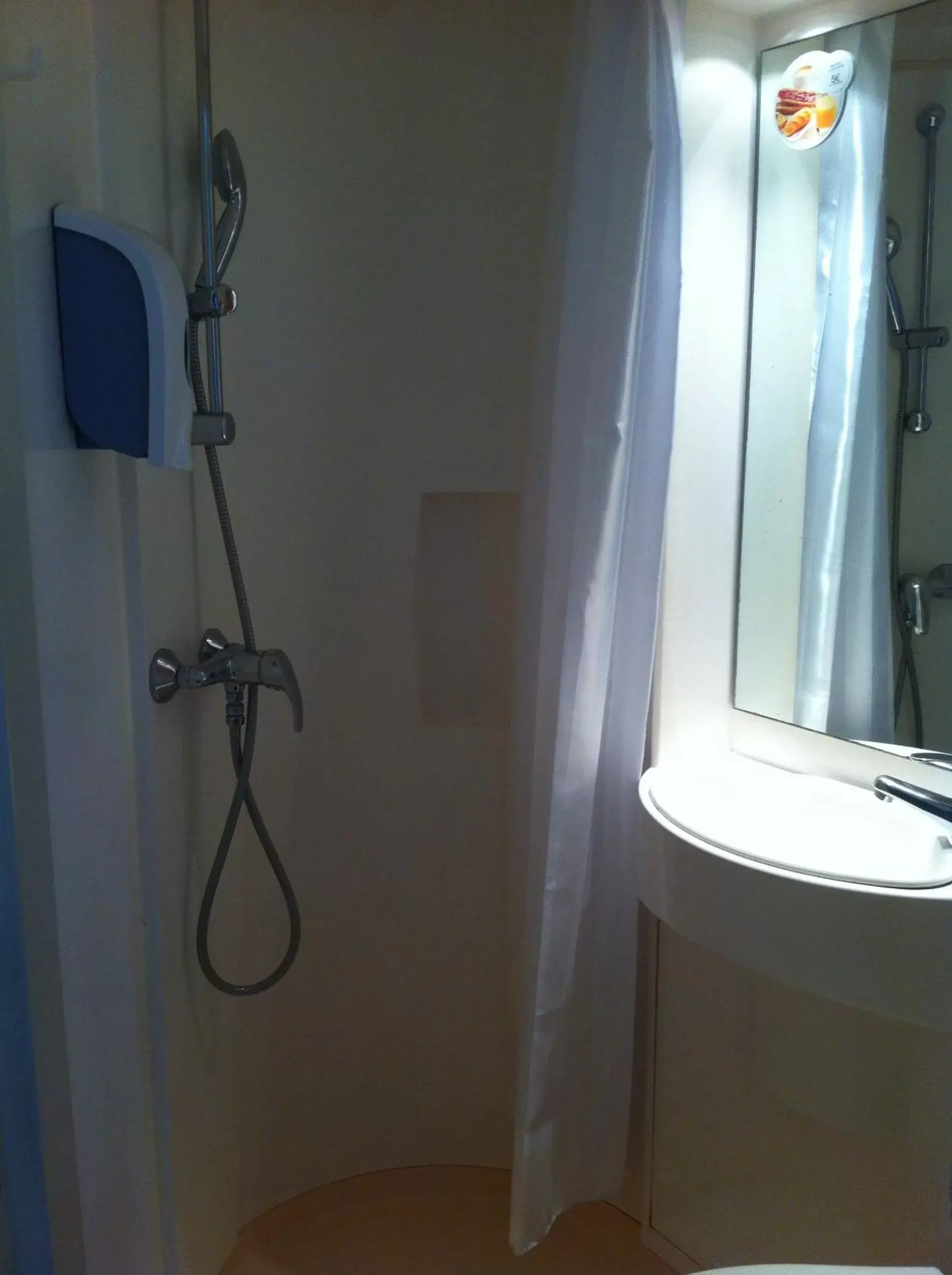 Shower, Bathroom in Premiere Classe Cergy Saint Christophe