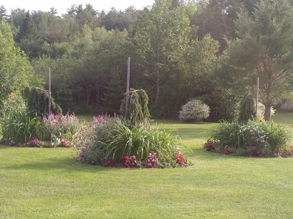 Garden in Briarwood Bed & Breakfast