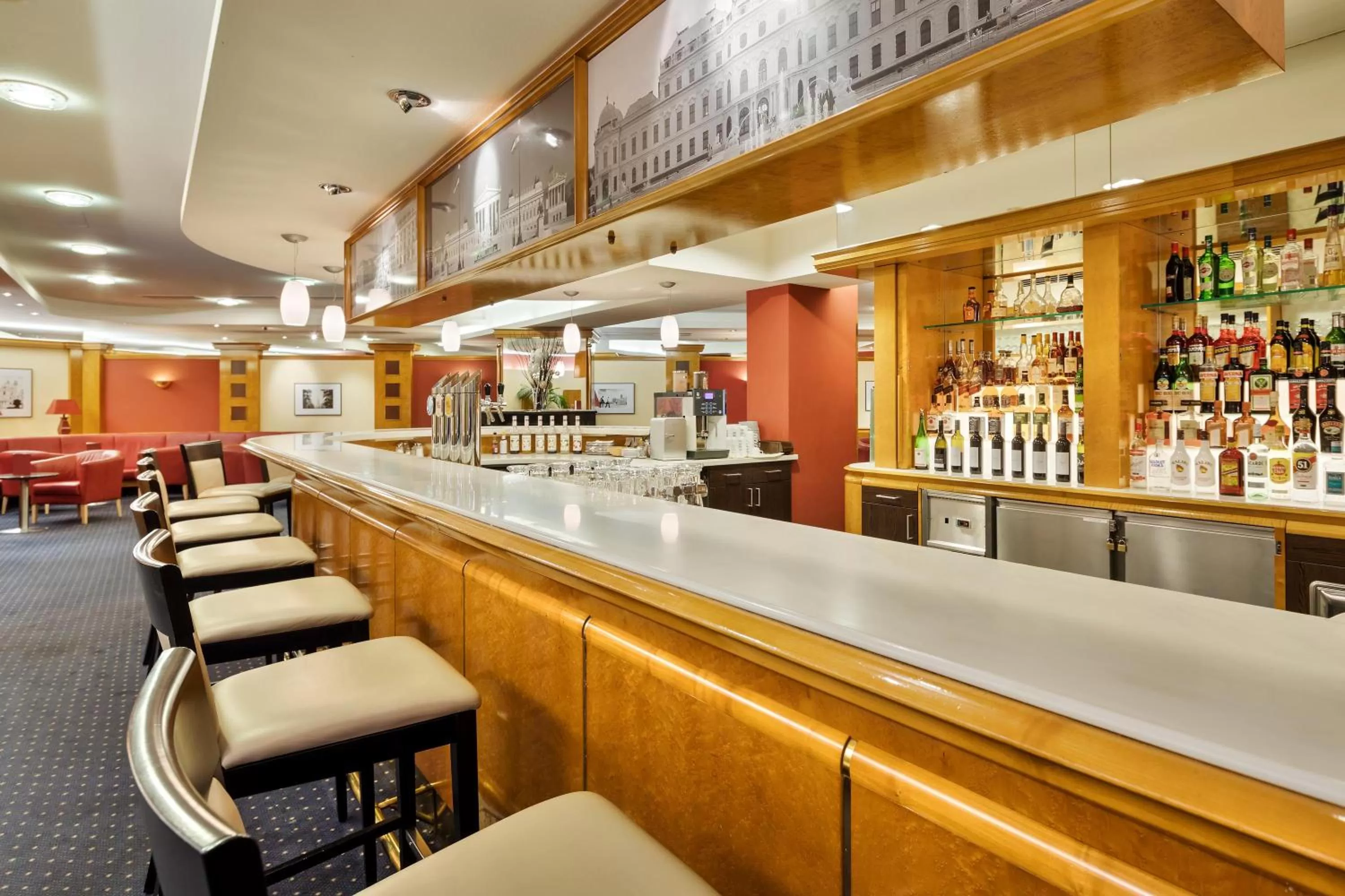 Lounge or bar in Austria Trend Hotel Ananas Wien
