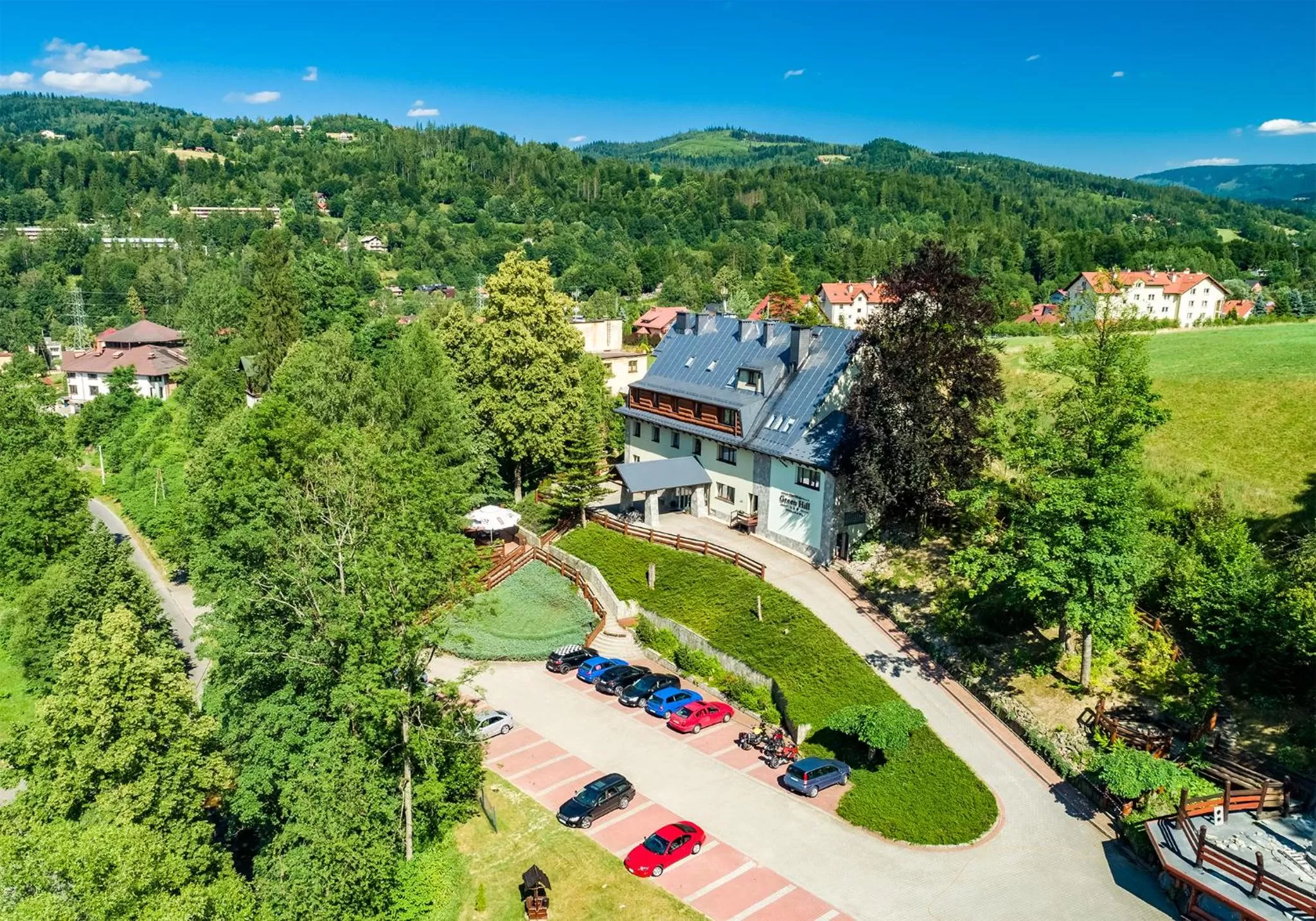 Property building in Centrum Green Hill Business & SPA