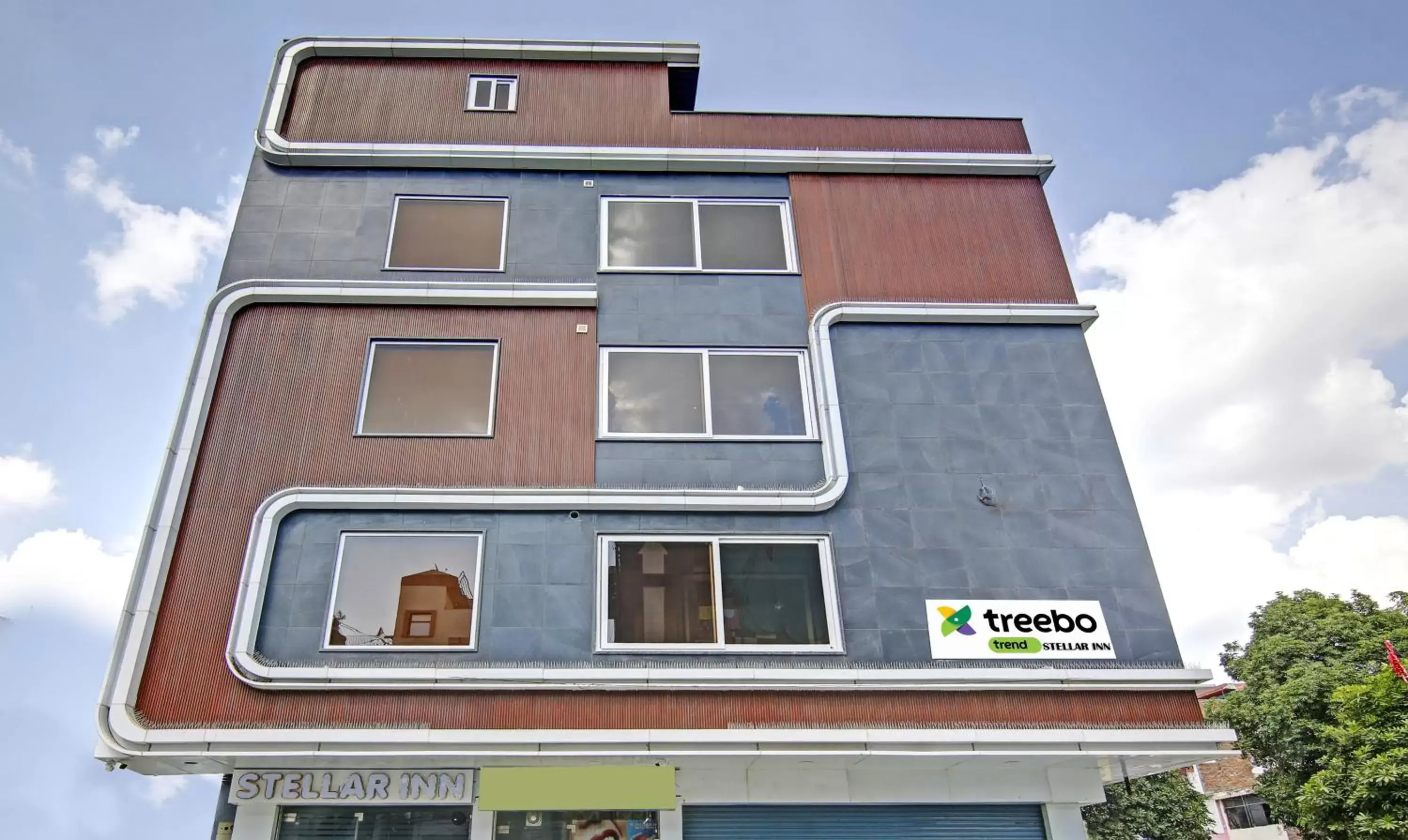 Property building in Treebo Stellar Inn Property building in Treebo Stellar Inn