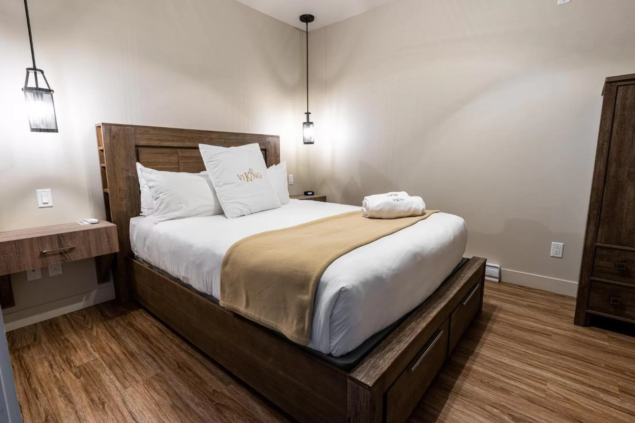 Bed in Le Viking Resort