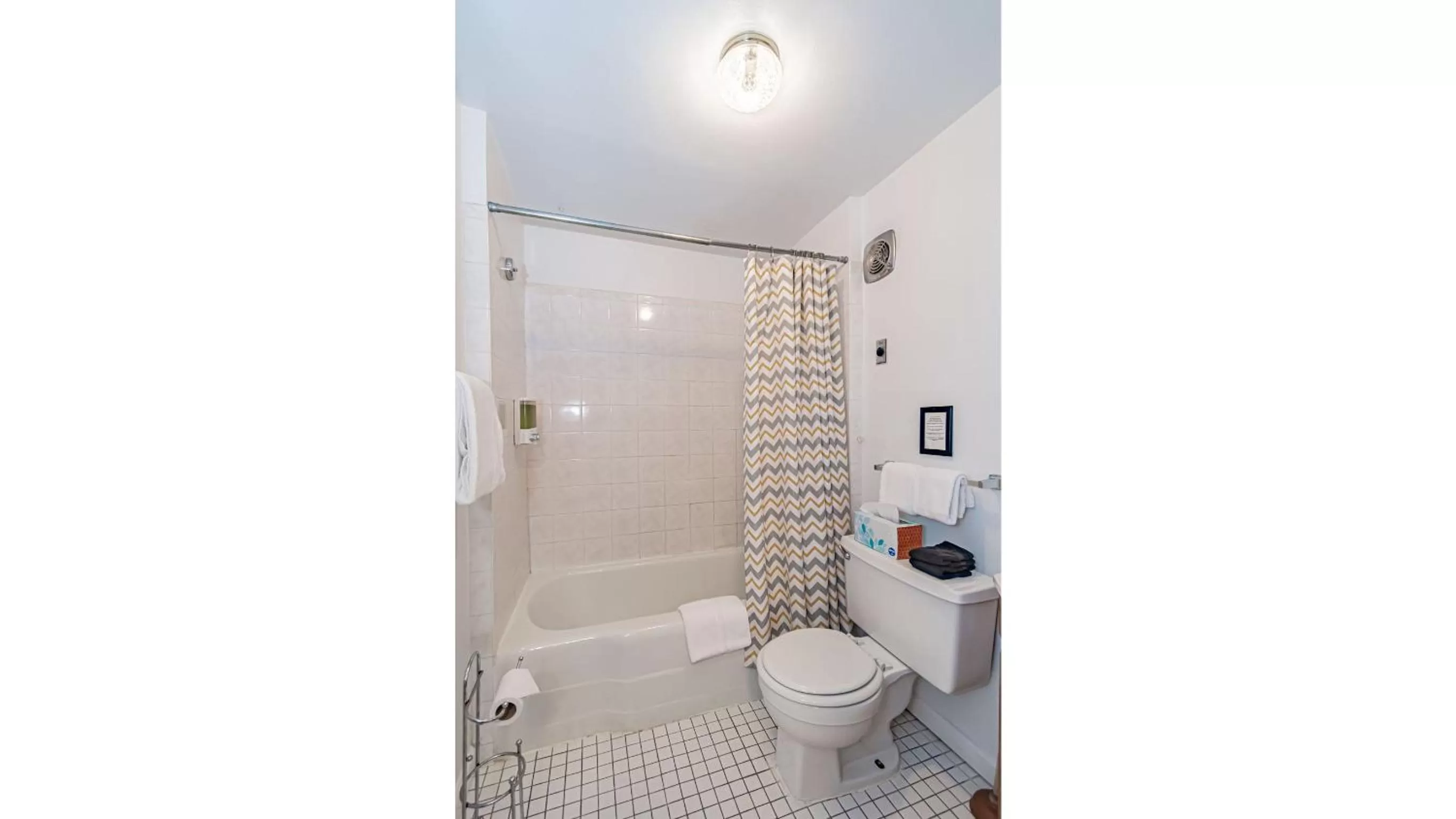 Bathroom in Suites of Lava Hot Springs