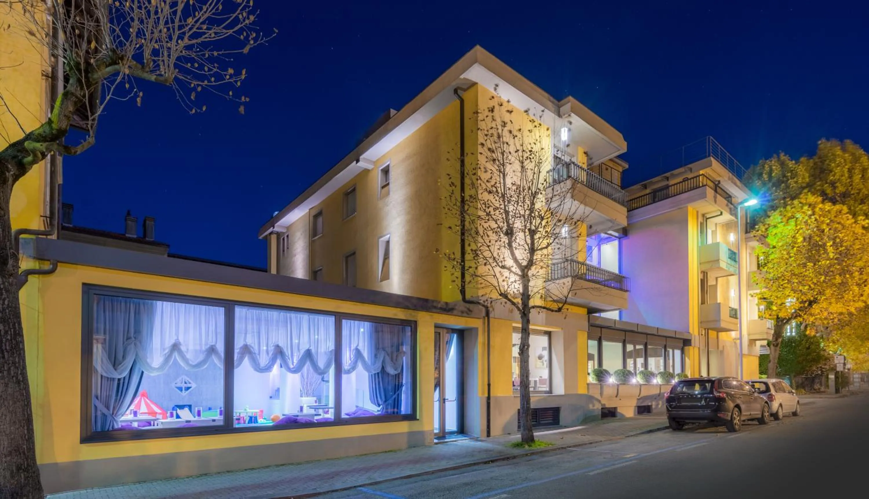 Property building in Hotel Montebello