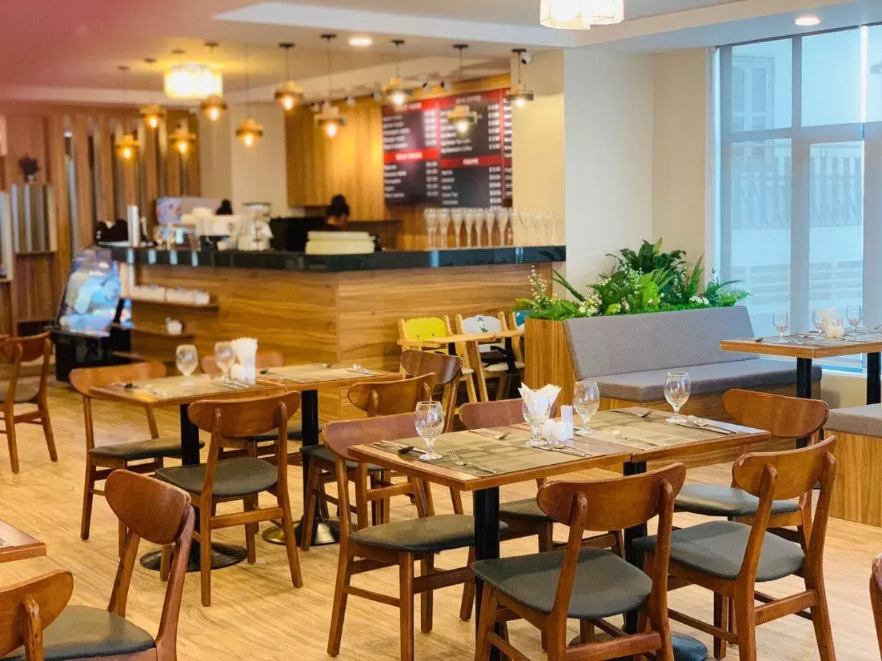 Restaurant/places to eat in HM Grand Central Hotel Restaurant/places to eat in HM Grand Central Hotel