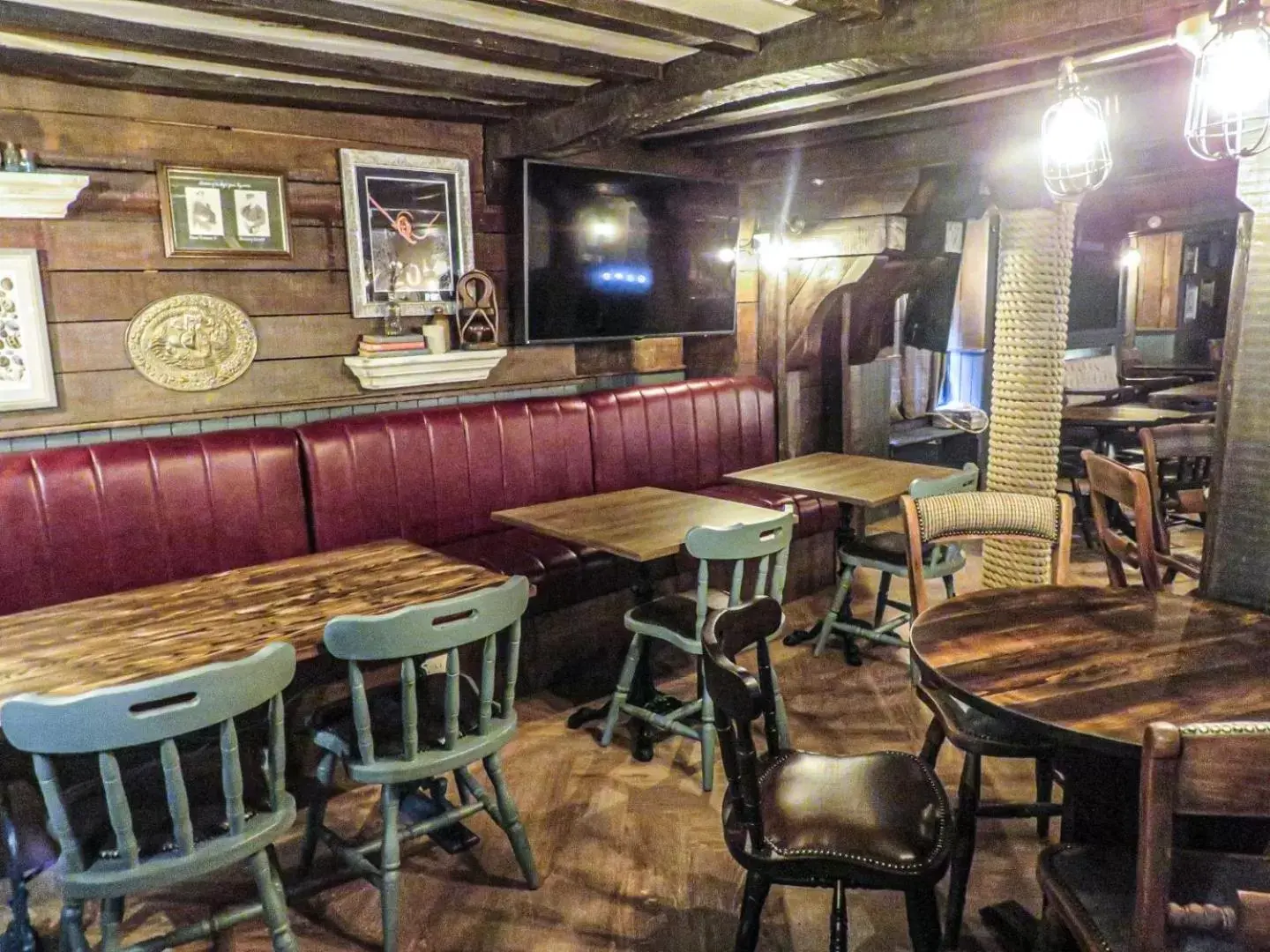 Dining area, Lounge/Bar in The Spice Ship