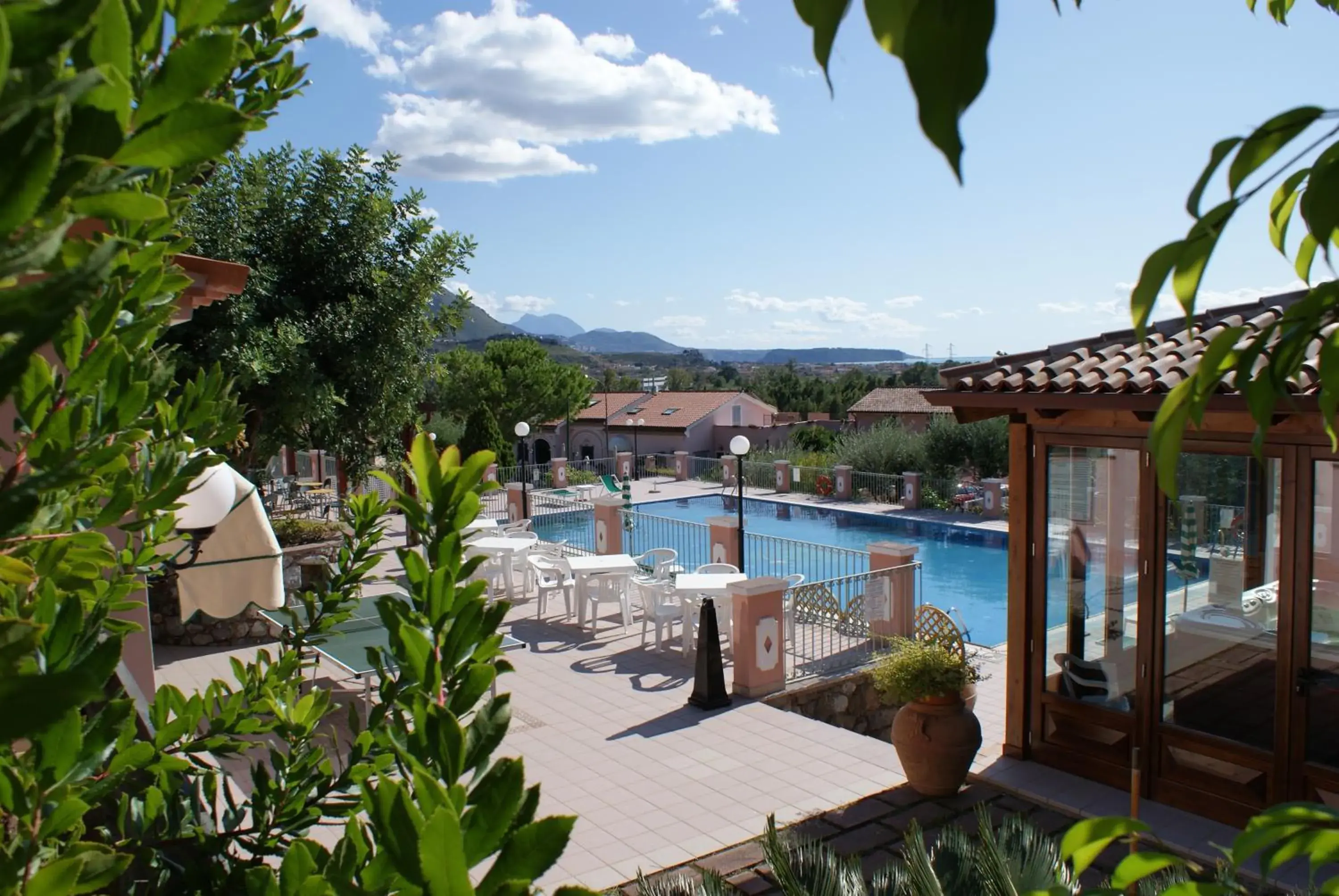 Pool View in Hotel Ristorante Borgo La Tana