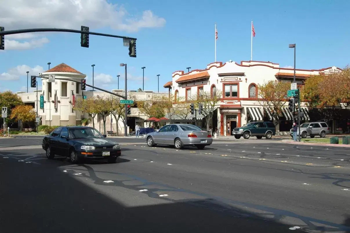 Property building, Nearby Landmark in Premier Inns Concord