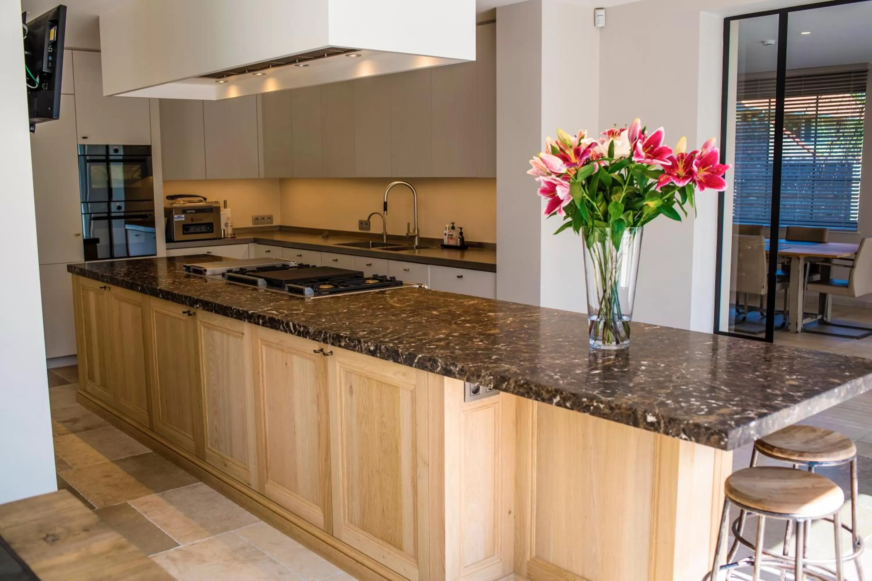 Kitchen or kitchenette in Aquarand