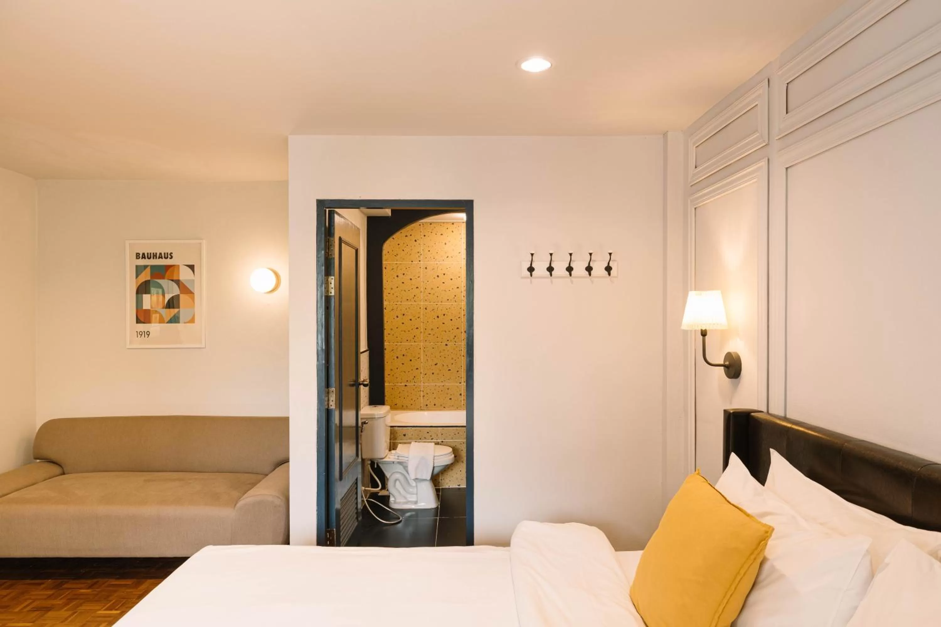 Bedroom, Bed in The Mellow Pillow Hotel @ Chiang Mai Gate