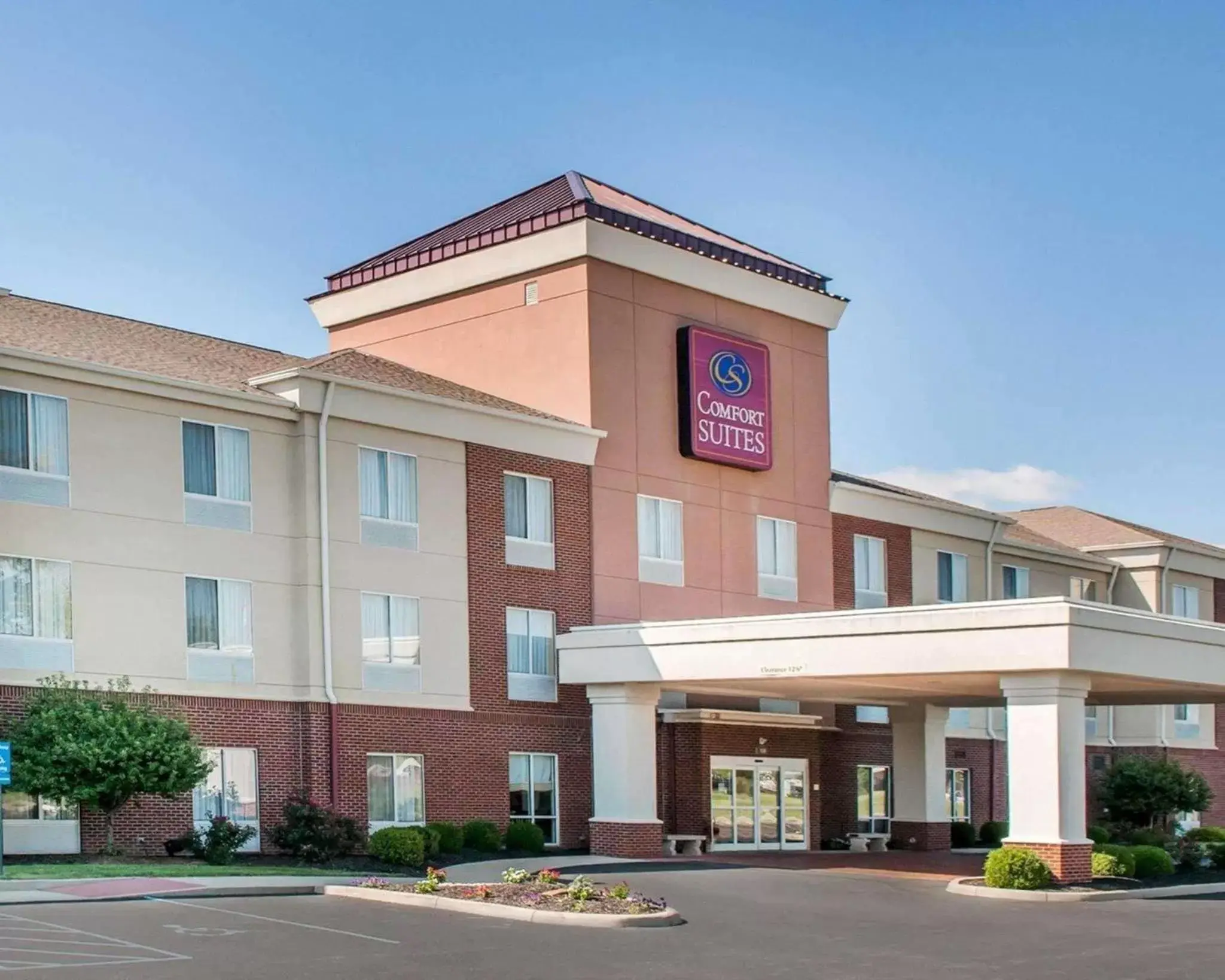 Property building in Comfort Suites French Lick