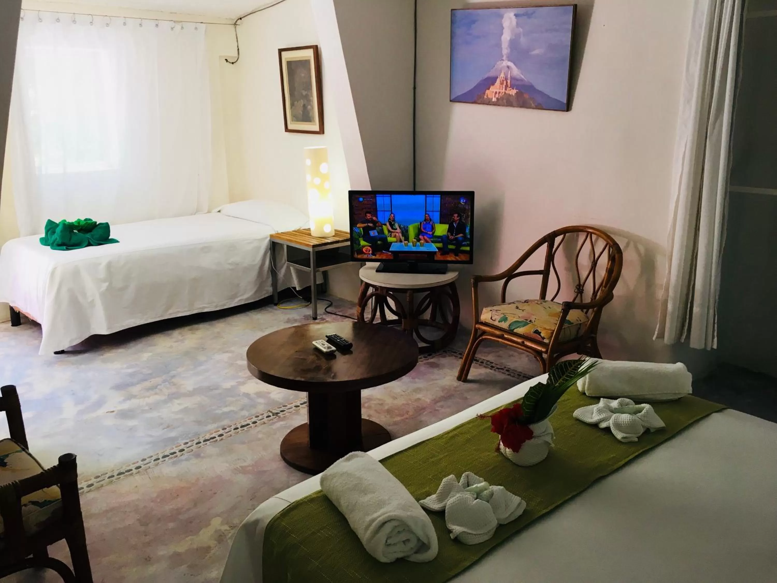 Bedroom, Bed in Maria's Kan Kin