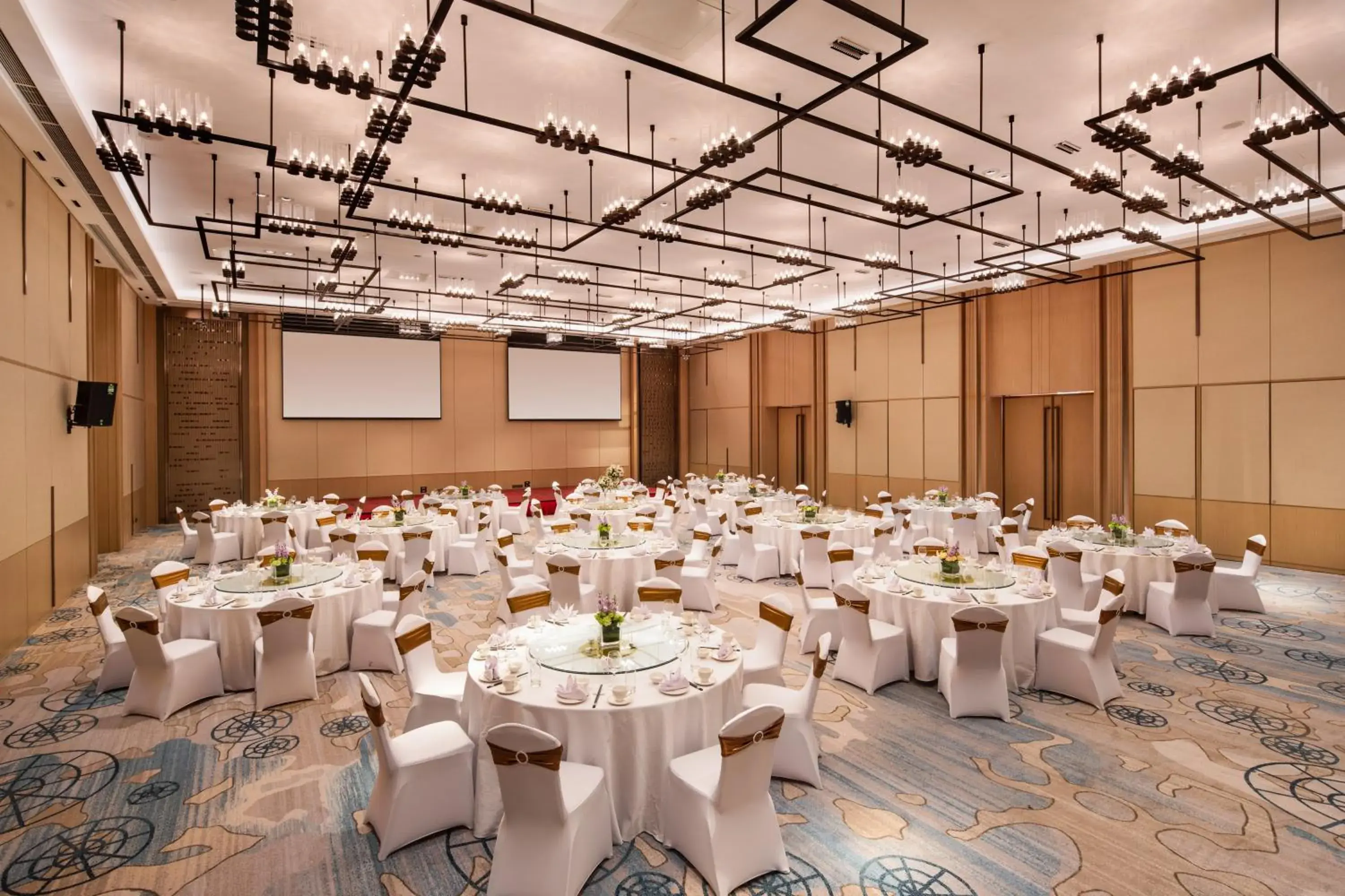 Meeting/conference room, Banquet Facilities in Holiday Inn Tianjin Xiqing, an IHG Hotel