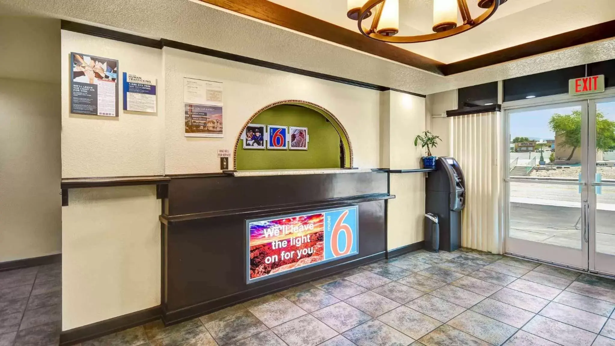 Lobby or reception, Lobby/Reception in Motel 6-Lake Havasu, AZ - Lakeside