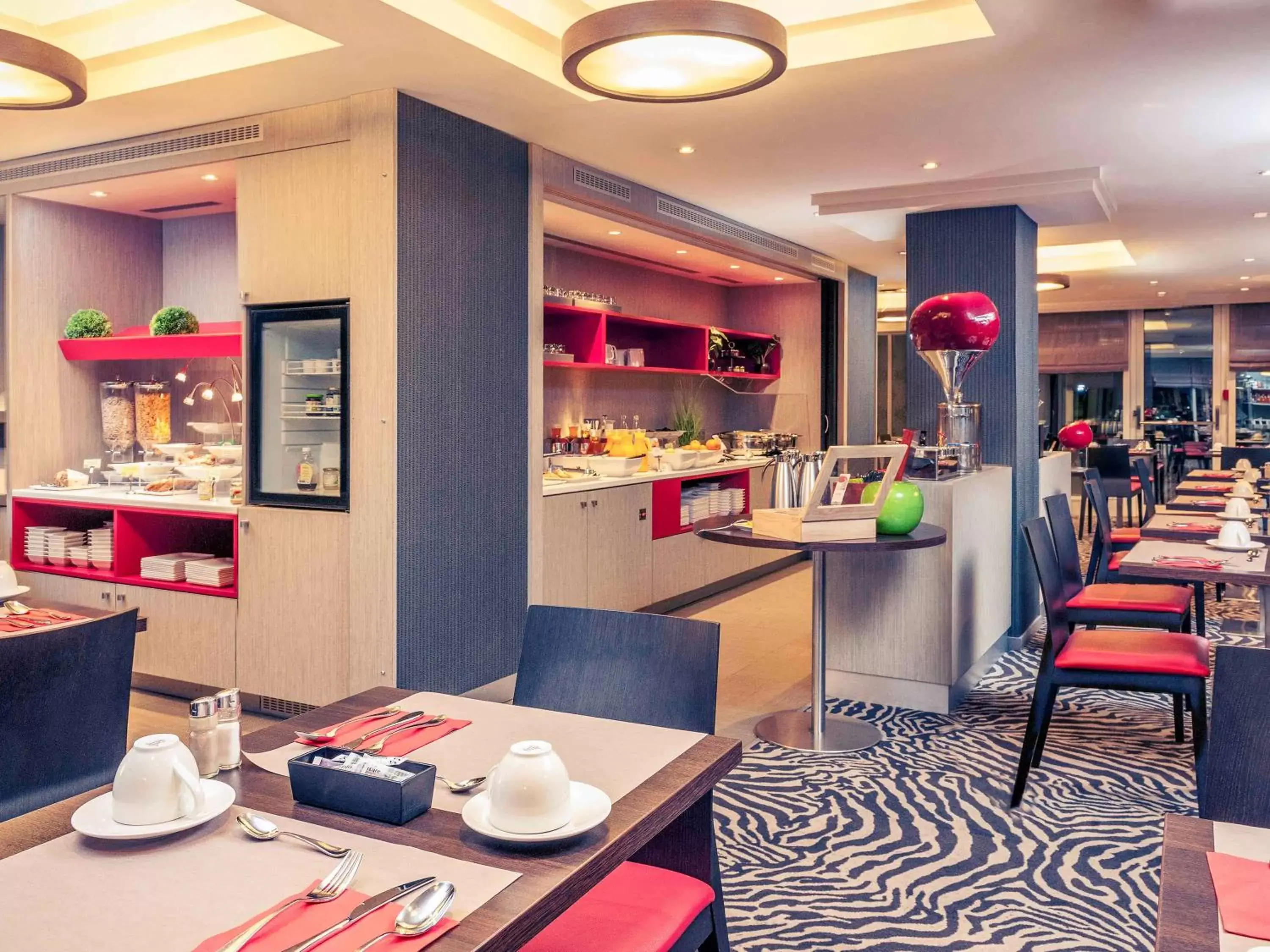 Restaurant/Places to Eat in Hotel Mercure Grenoble Centre Président