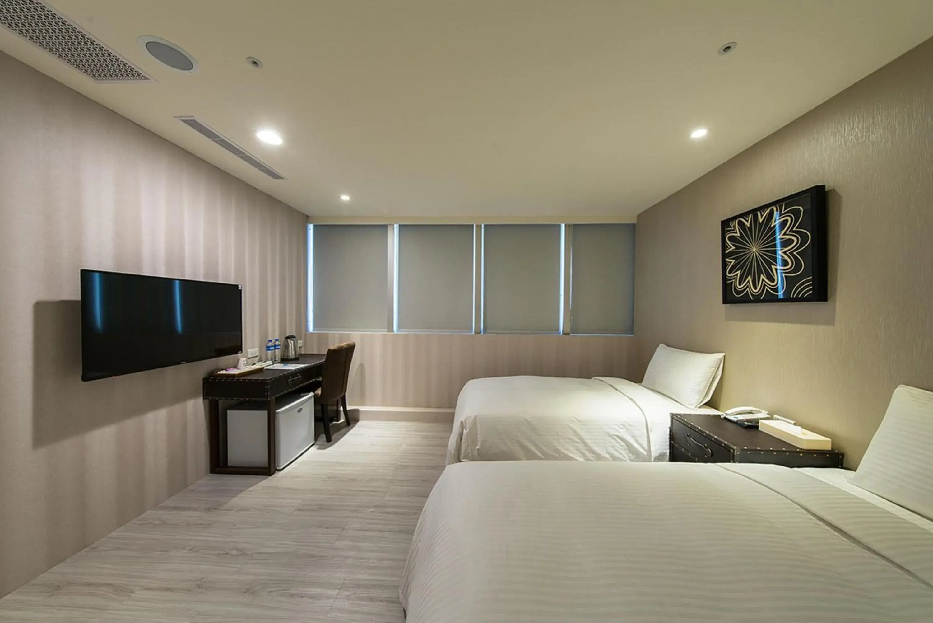 Photo of the whole room, Bed in XinsheHotel - Chungli