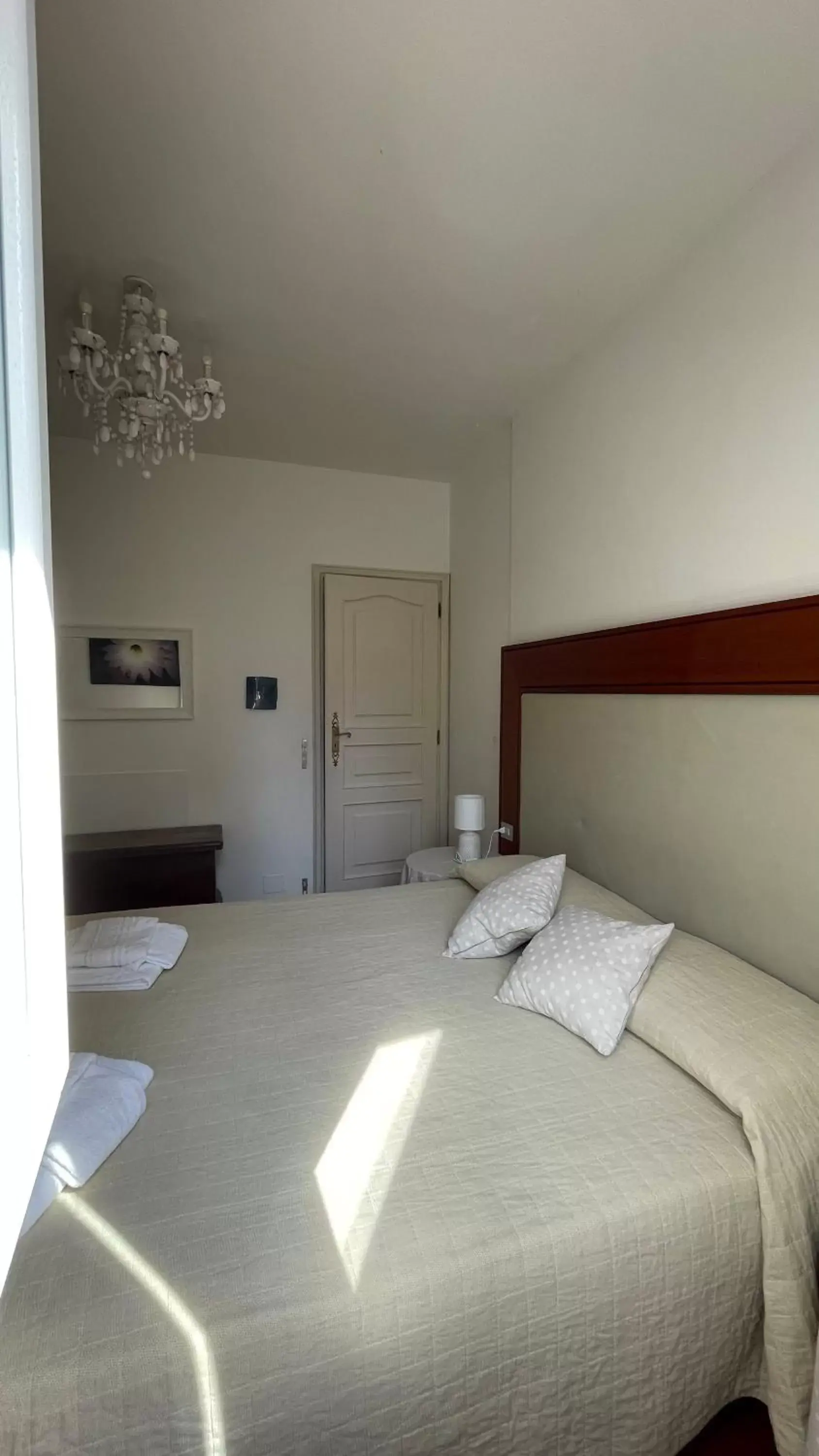 View (from property/room), Bed in Ai Giardini di San Vitale