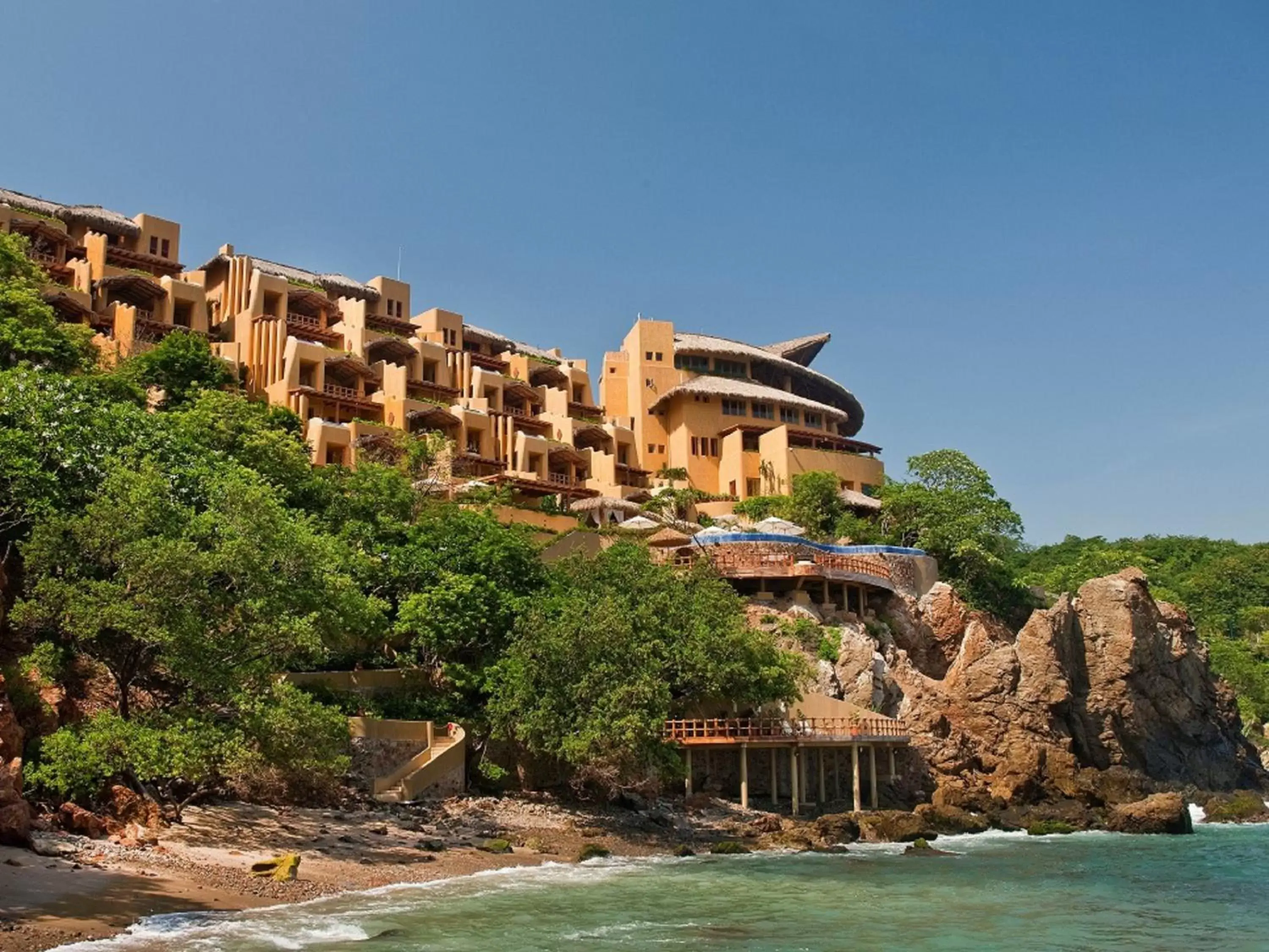 Property building in Cala de Mar Resort & Spa Ixtapa Property building in Cala de Mar Resort & Spa Ixtapa