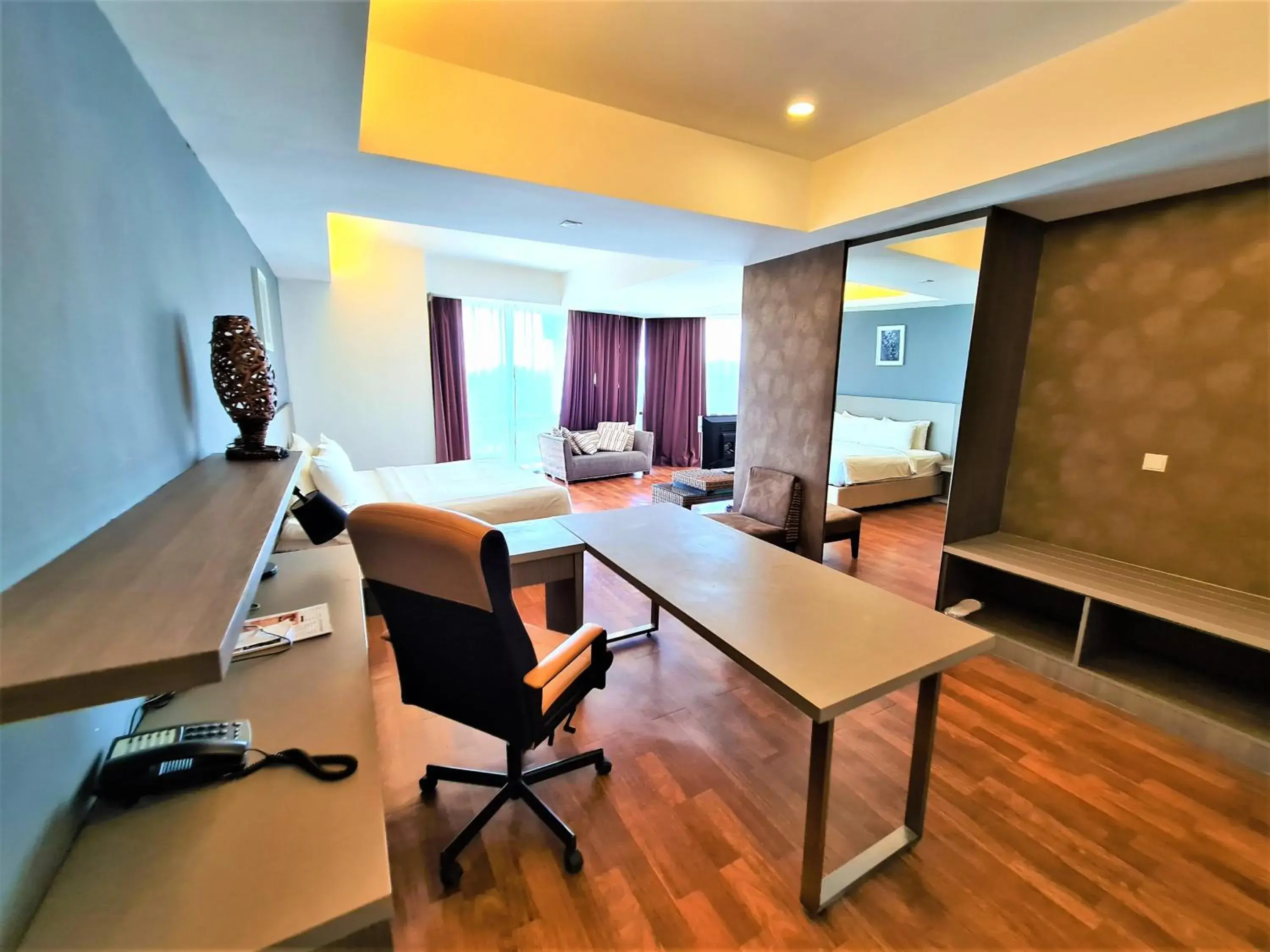 Nexus Business Suite Hotel