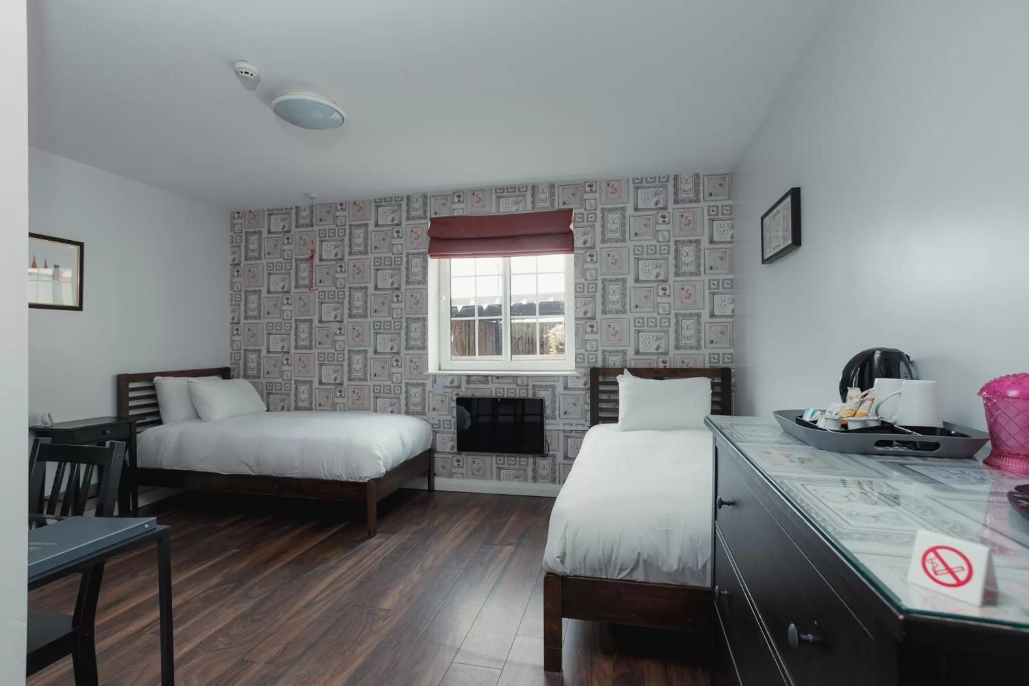 Bedroom, Bed in The Oak Baginton