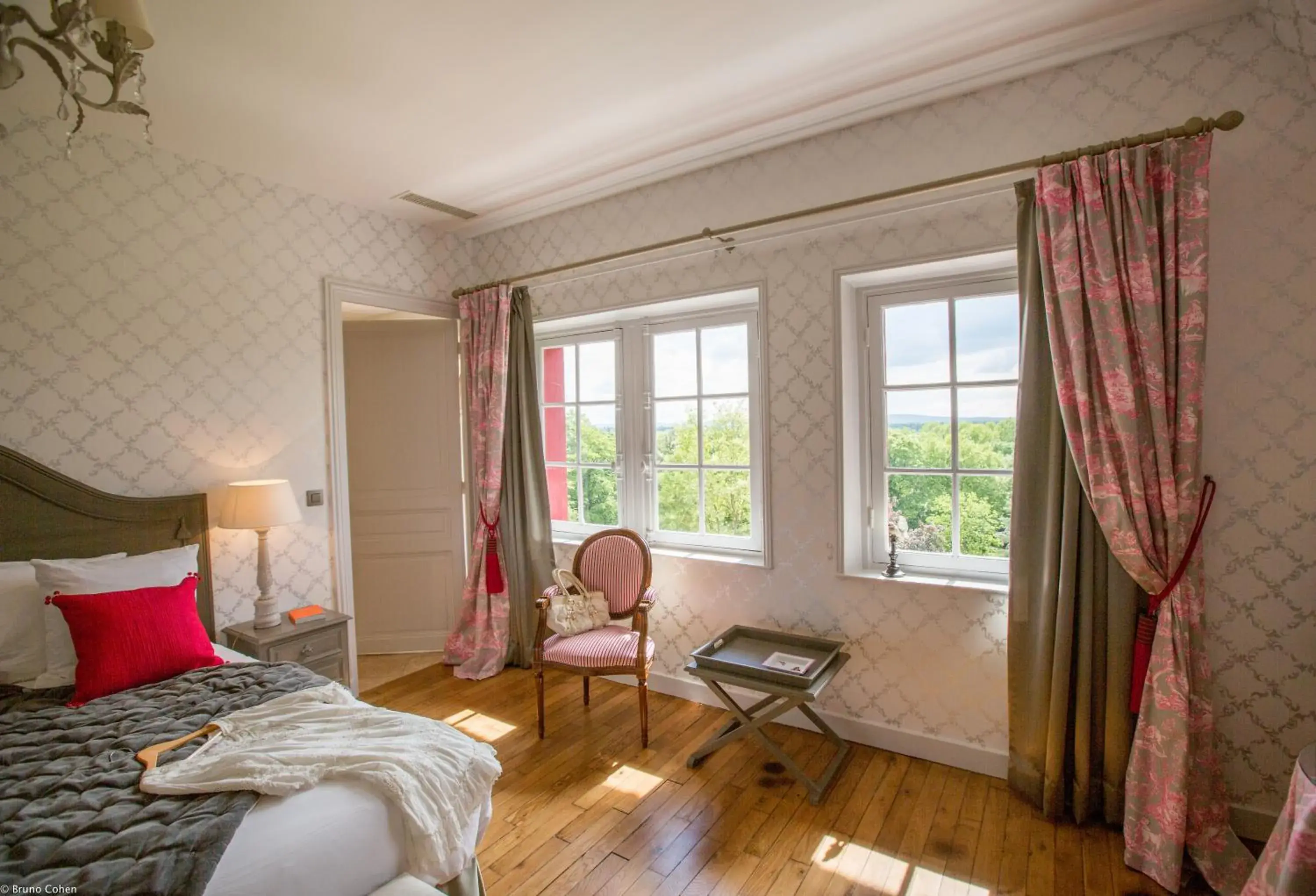 Photo of the whole room, Seating Area in Le Château de la Tour