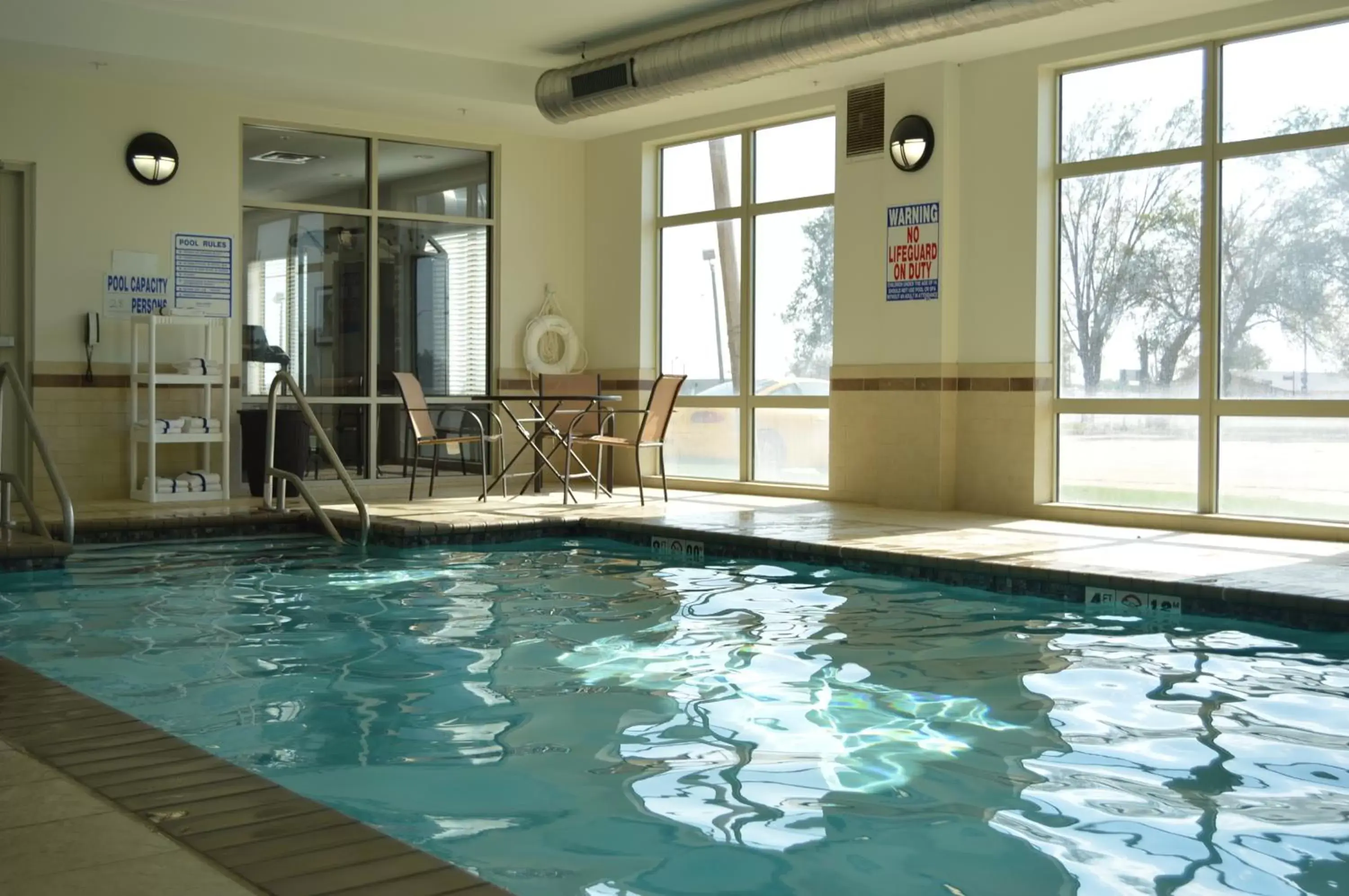 Hot Tub, Swimming Pool in Sleep Inn & Suites Elk City