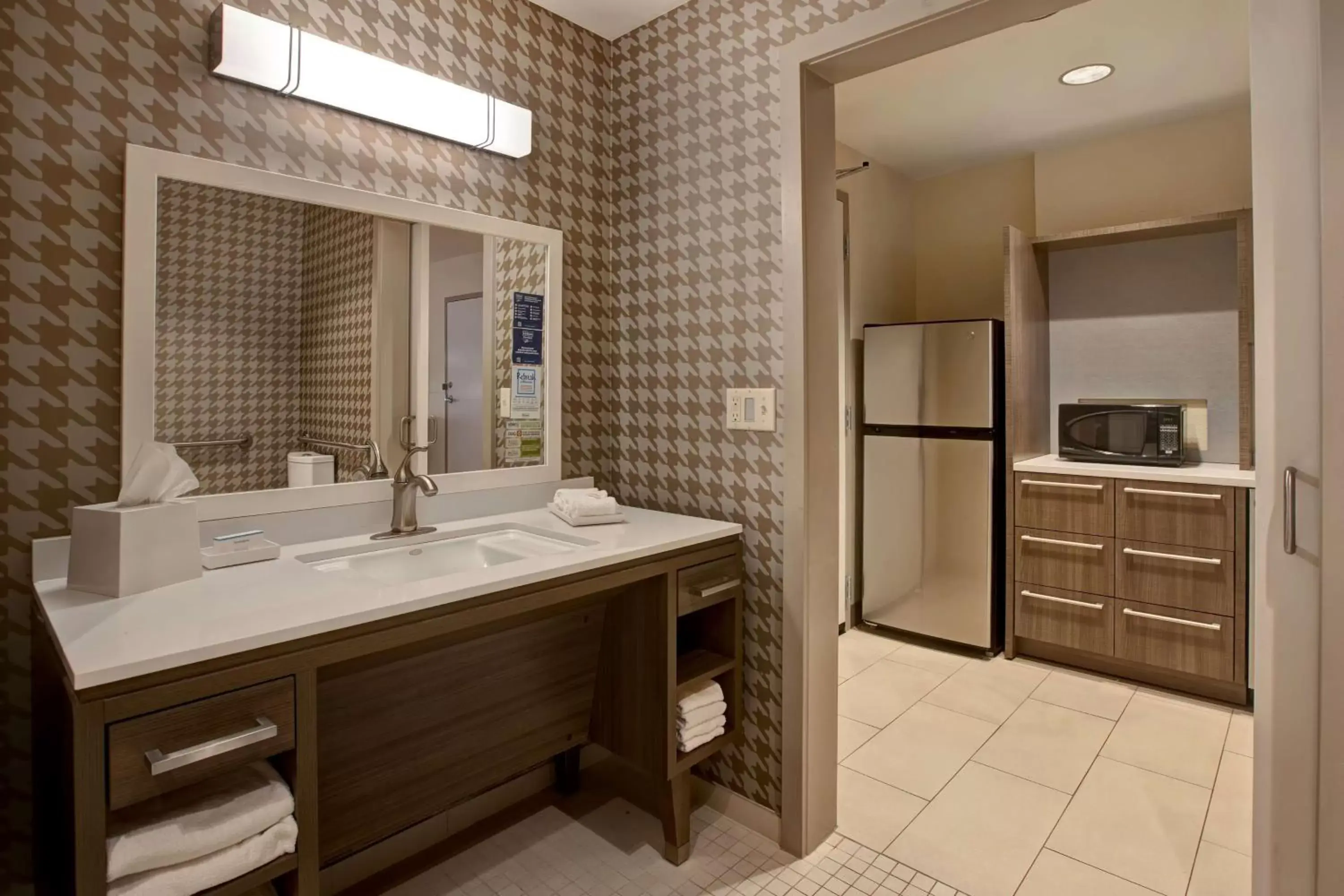 Bathroom in Home2 Suites By Hilton San Antonio Riverwalk