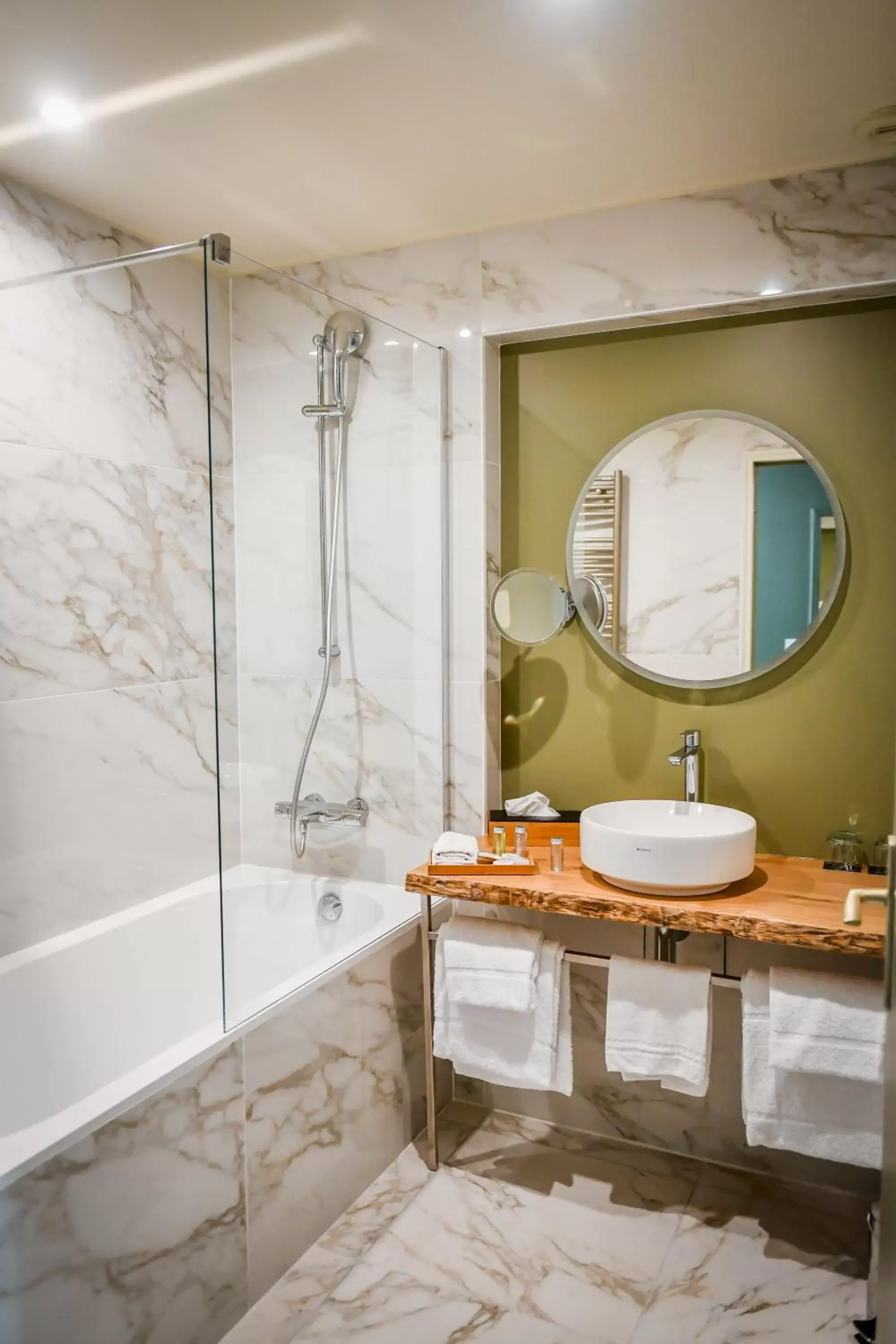 Bathroom in Chateau du Clos de la Ribaudiere