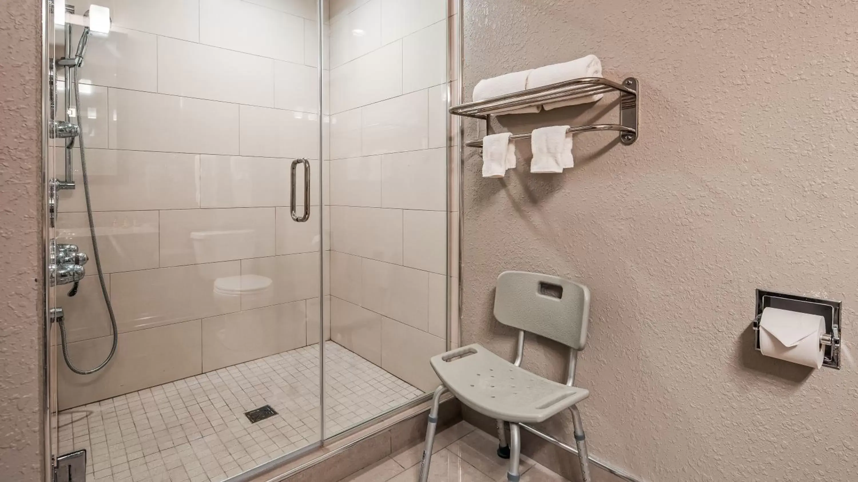 King Suite with Walk-In Shower - Mobility Access in Best Western Plus North Joliet King Suite with Walk-In Shower - Mobility Access in Best Western Plus North Joliet