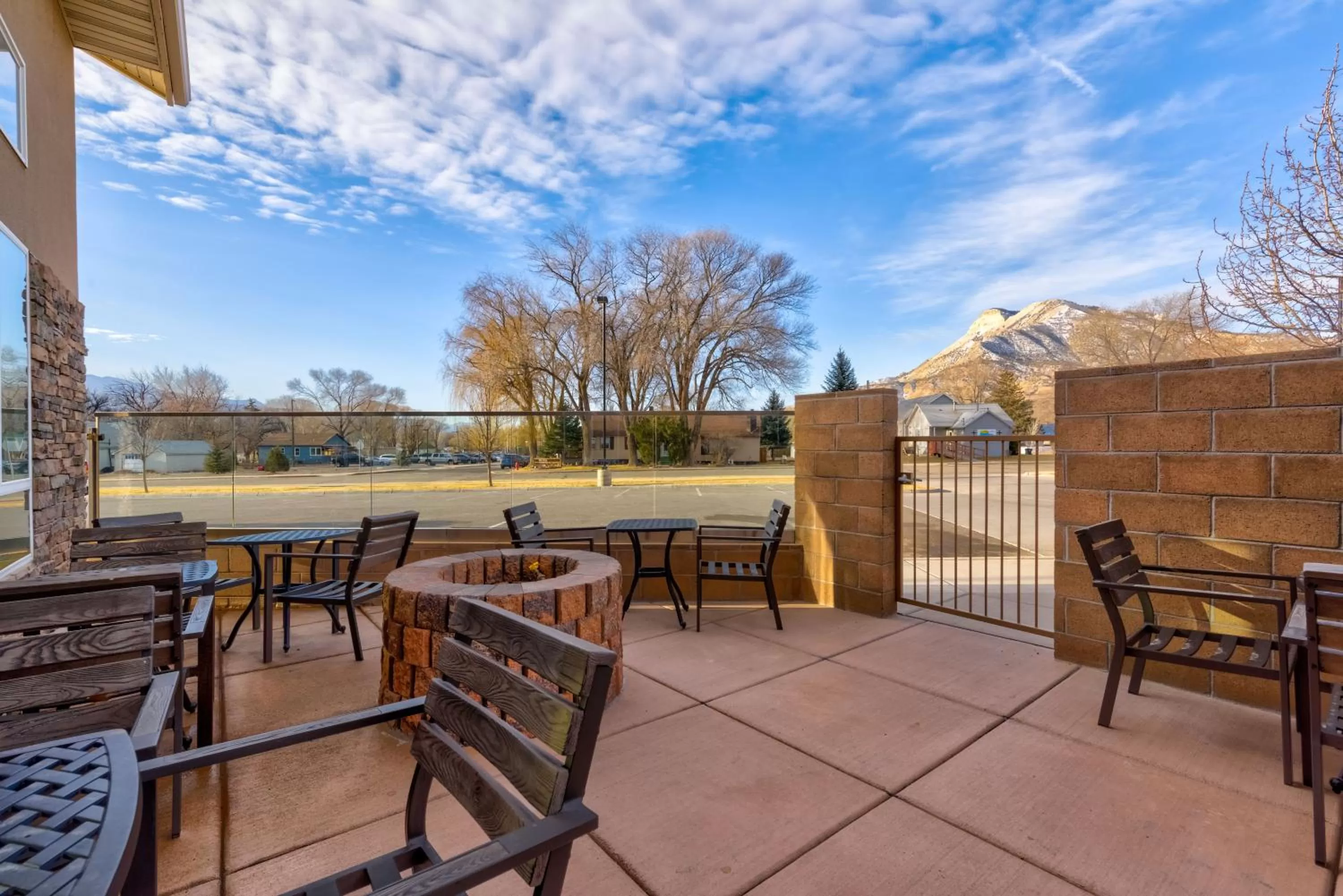 Restaurant/places to eat in Grand Vista Hotel Parachute