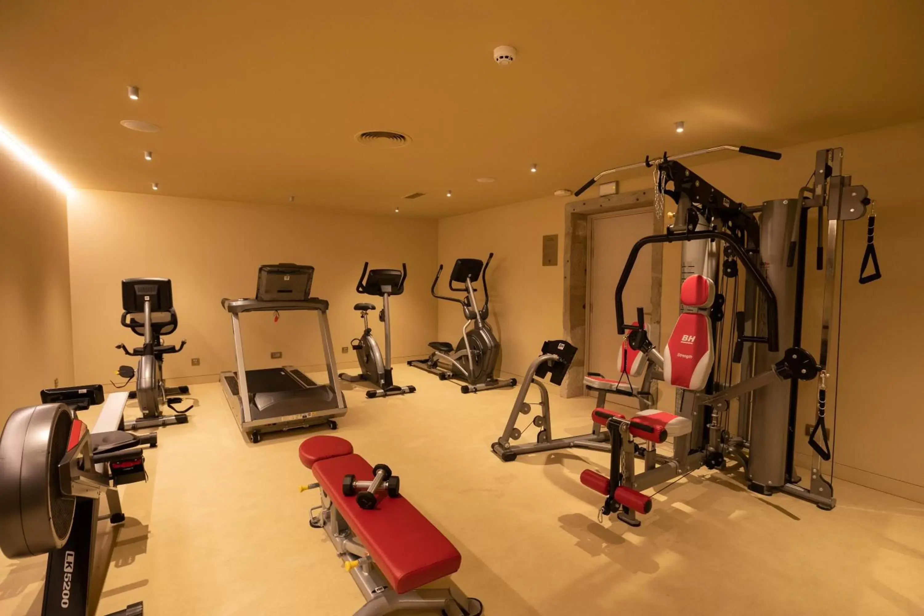 Fitness centre/facilities, Fitness Center/Facilities in Zenite Boutique Hotel & SPA